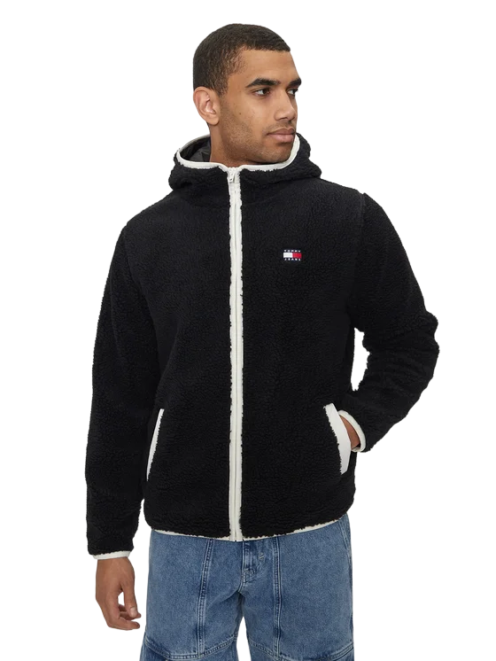 TOMMY JEANS Chaquetas Negras