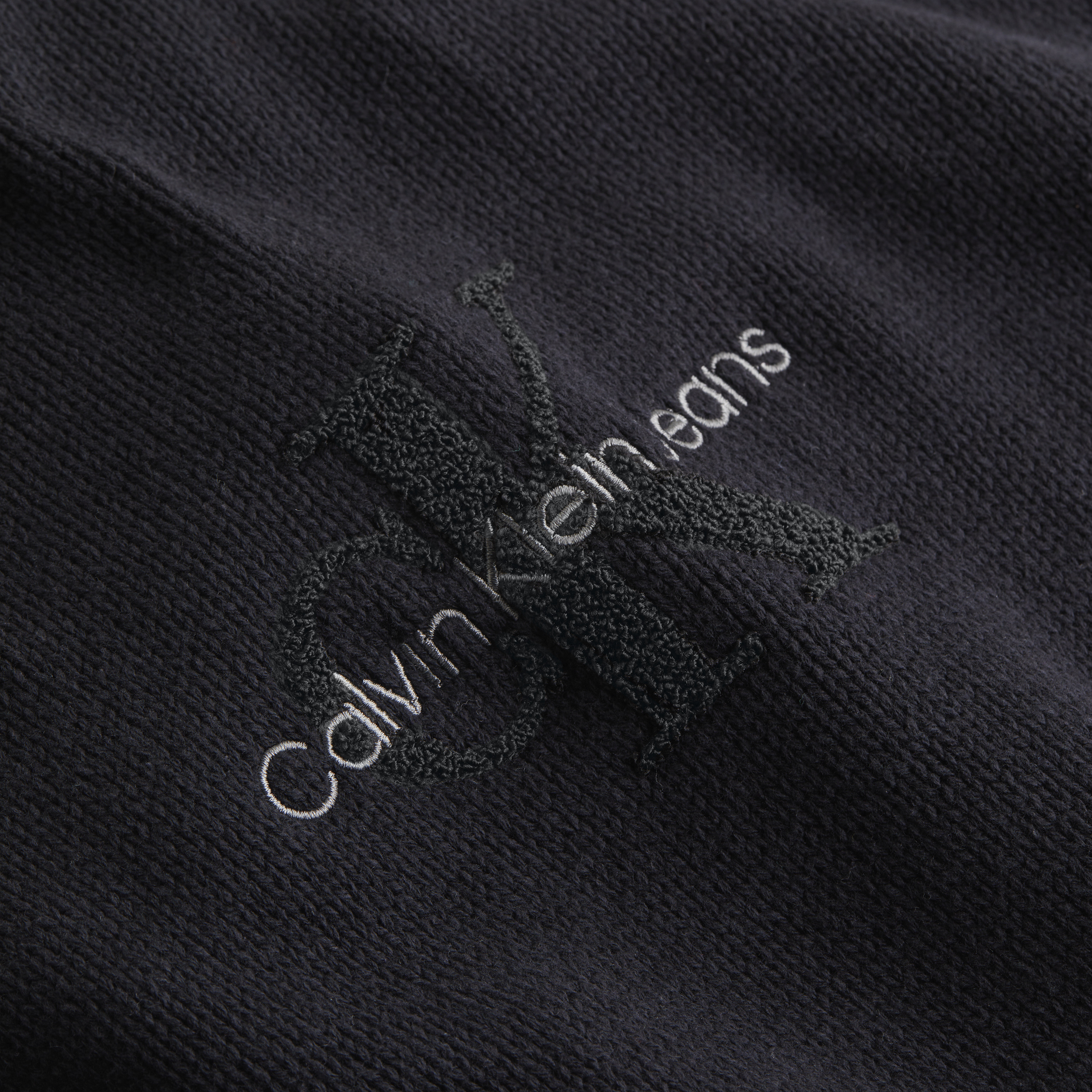 Pulls noirs Calvin Klein