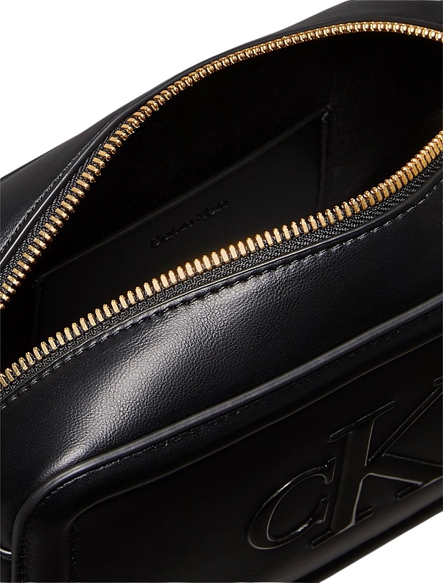 Calvin Klein Bolsas. Negro