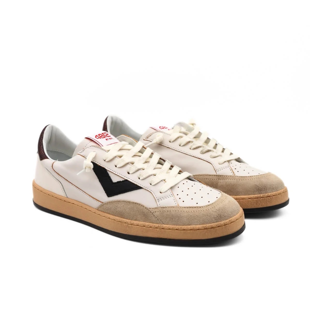 4B12 Sneakers Beige