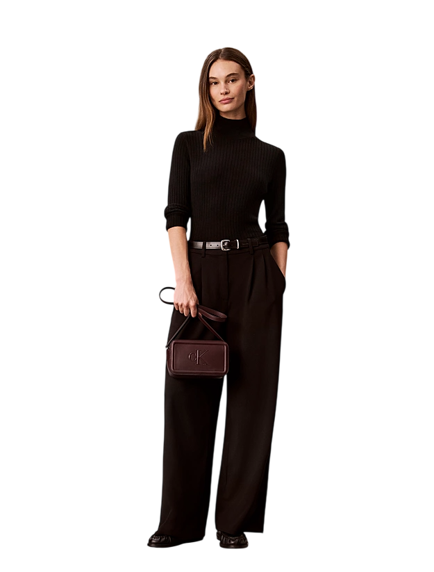 Calvin Klein Bolsas. Brown