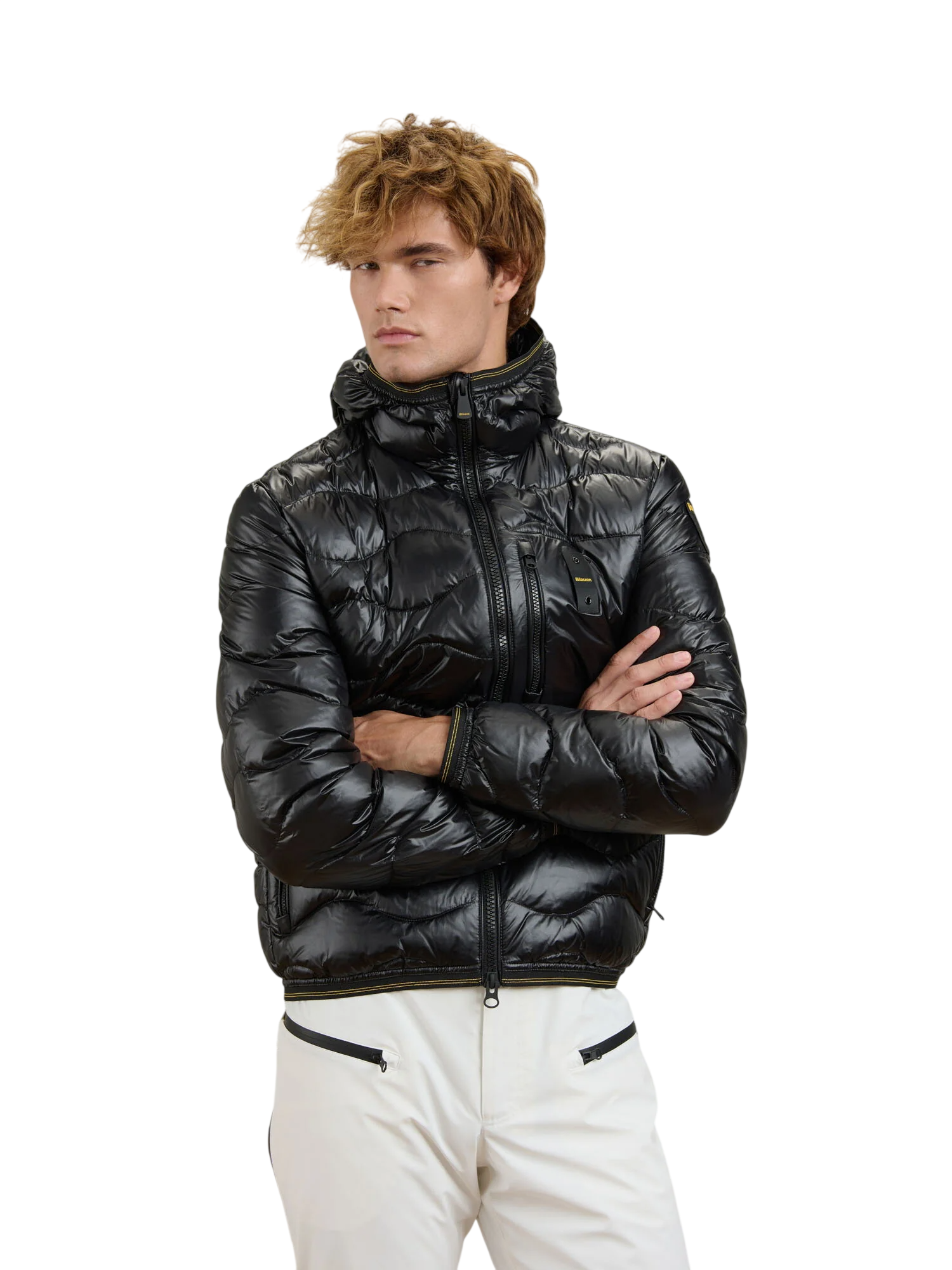 Blauer Vestes noires