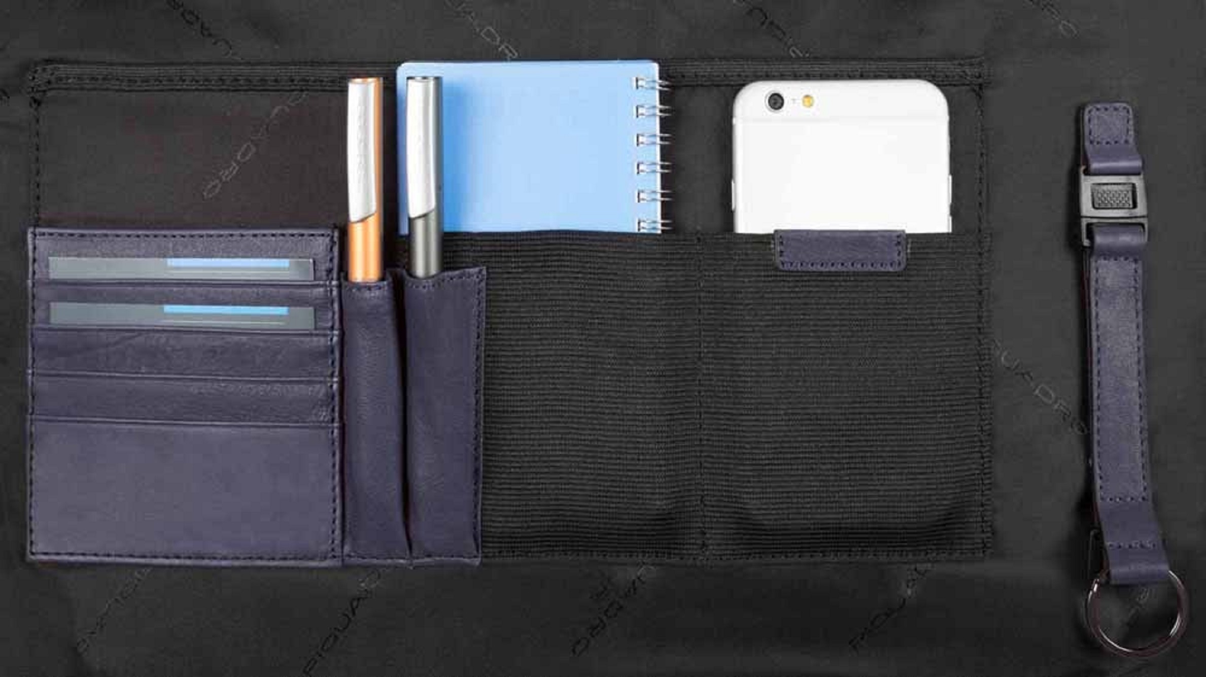 Sacs Piquadro... Bleu clair