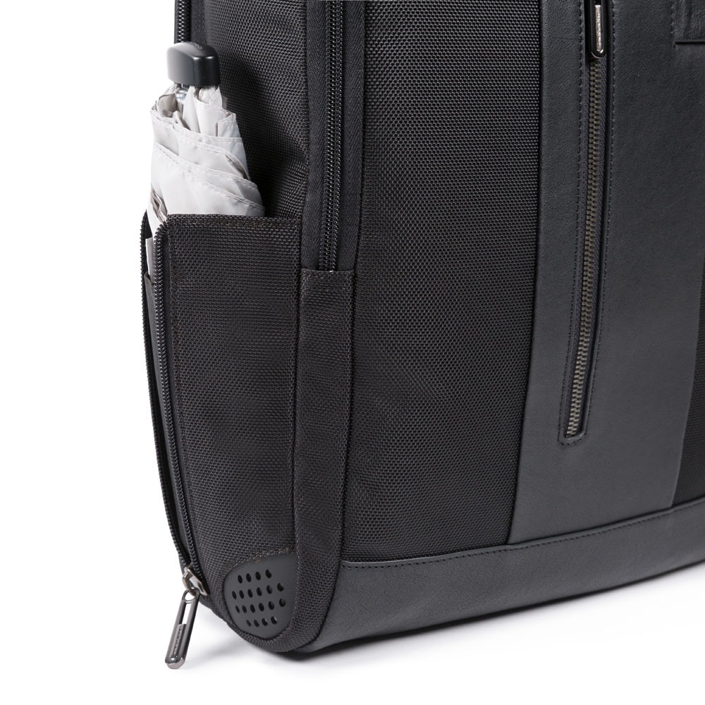 Piquadro Bags.. Black