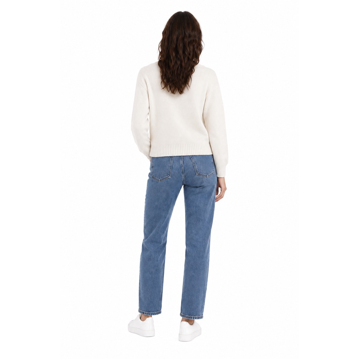 Lacoste Pulls Farina