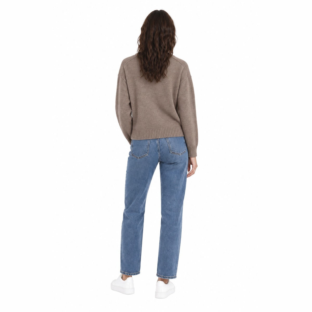 SOLOTRE Sweaters