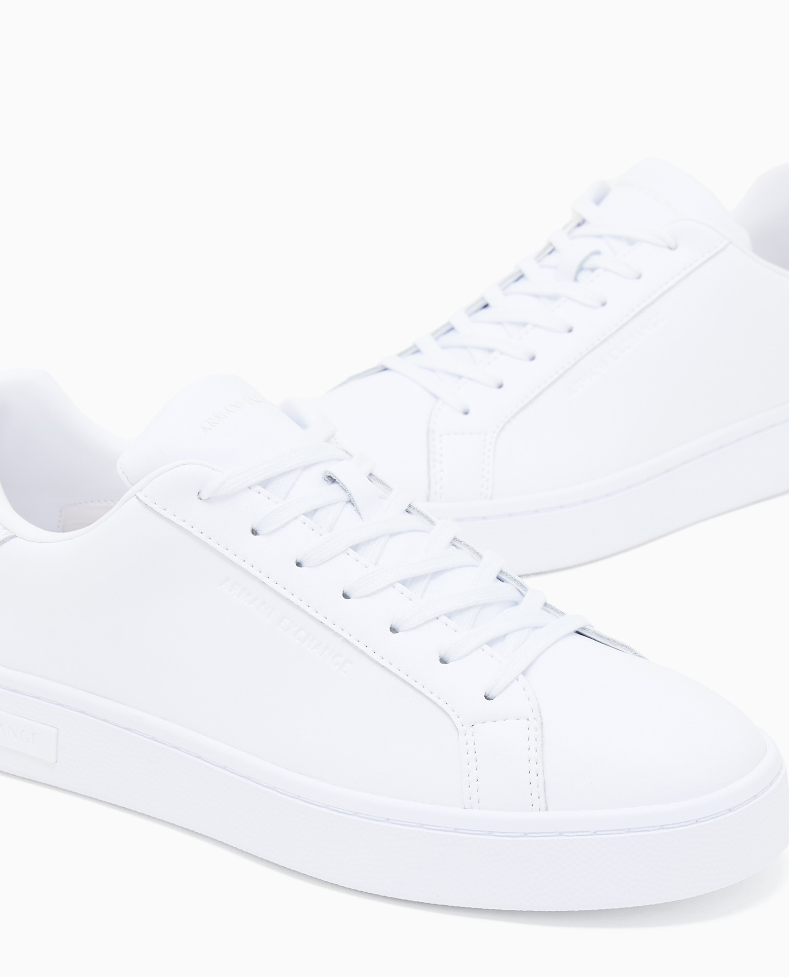 ARMANI EXCHANGE Sneakers