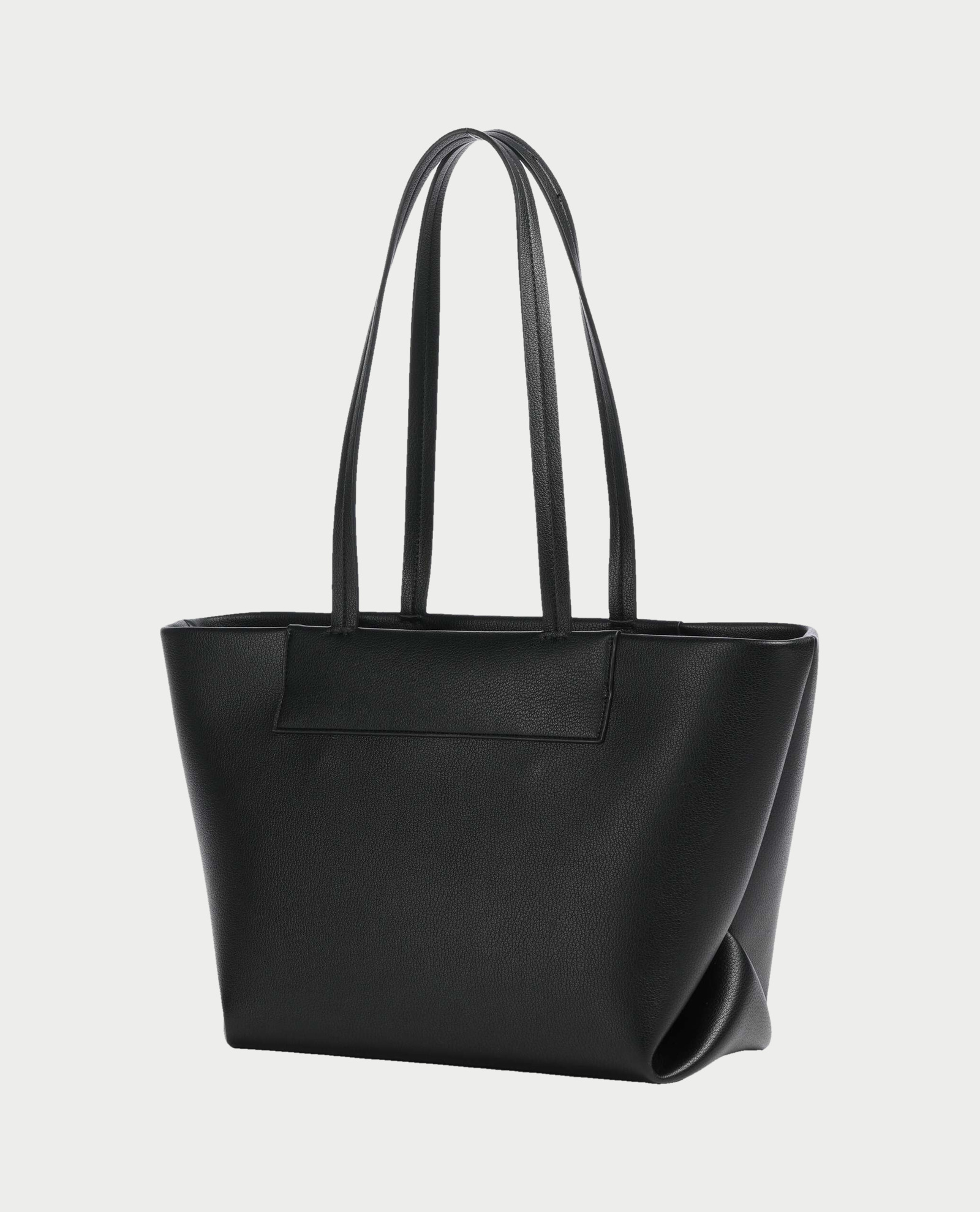 Armani Exchange Bolsas. Negro