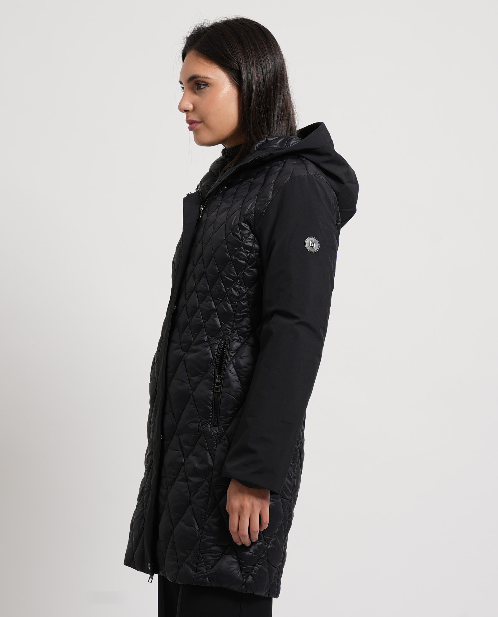 Gaudì Chaquetas Negro