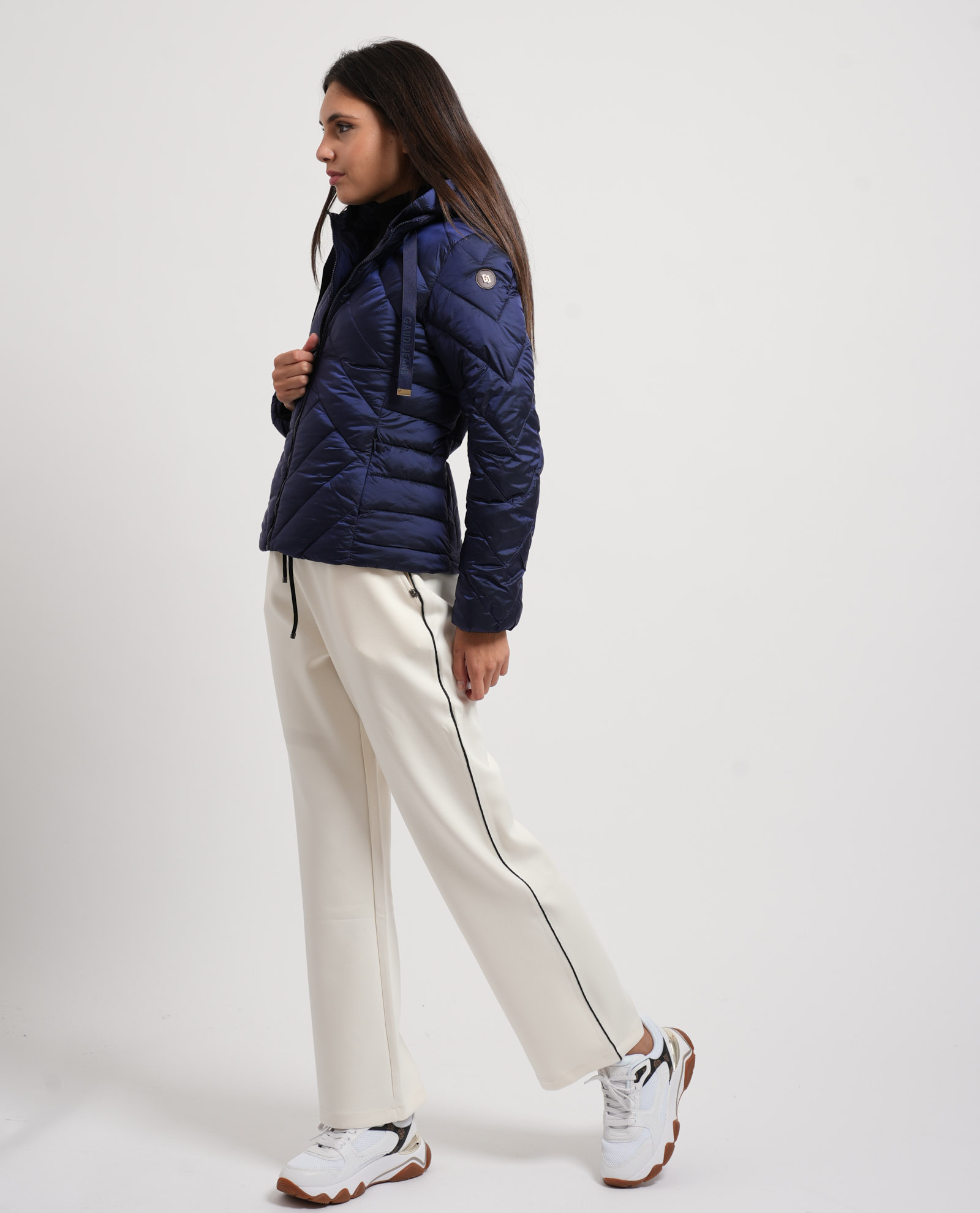 Gaudì Chaquetas azules