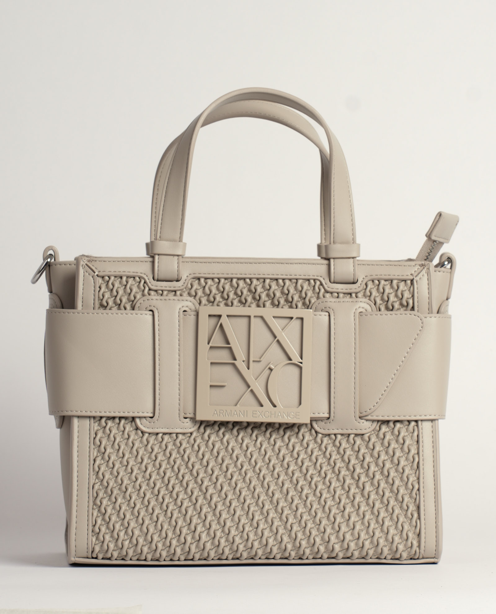 Armani Exchange Bolsas. Beige