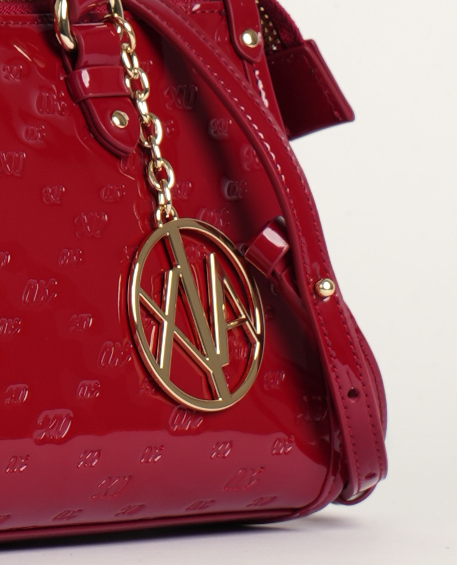 Armani Exchange Des sacs. Rouge