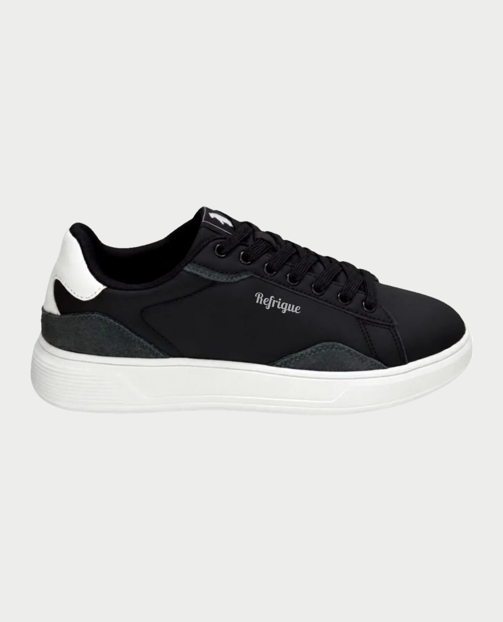 Refrigue Black Sneakers