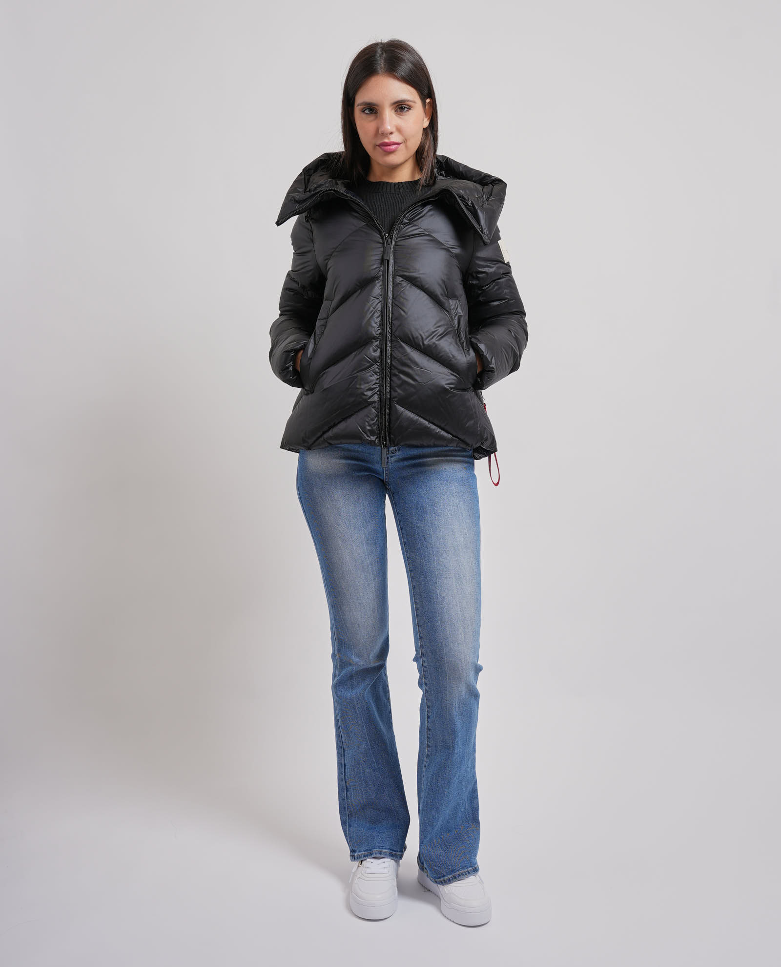 After Label Chaquetas Negro