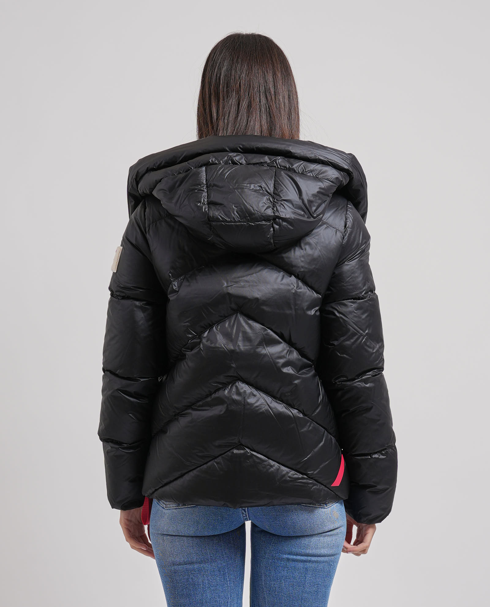 After Label Chaquetas Negro