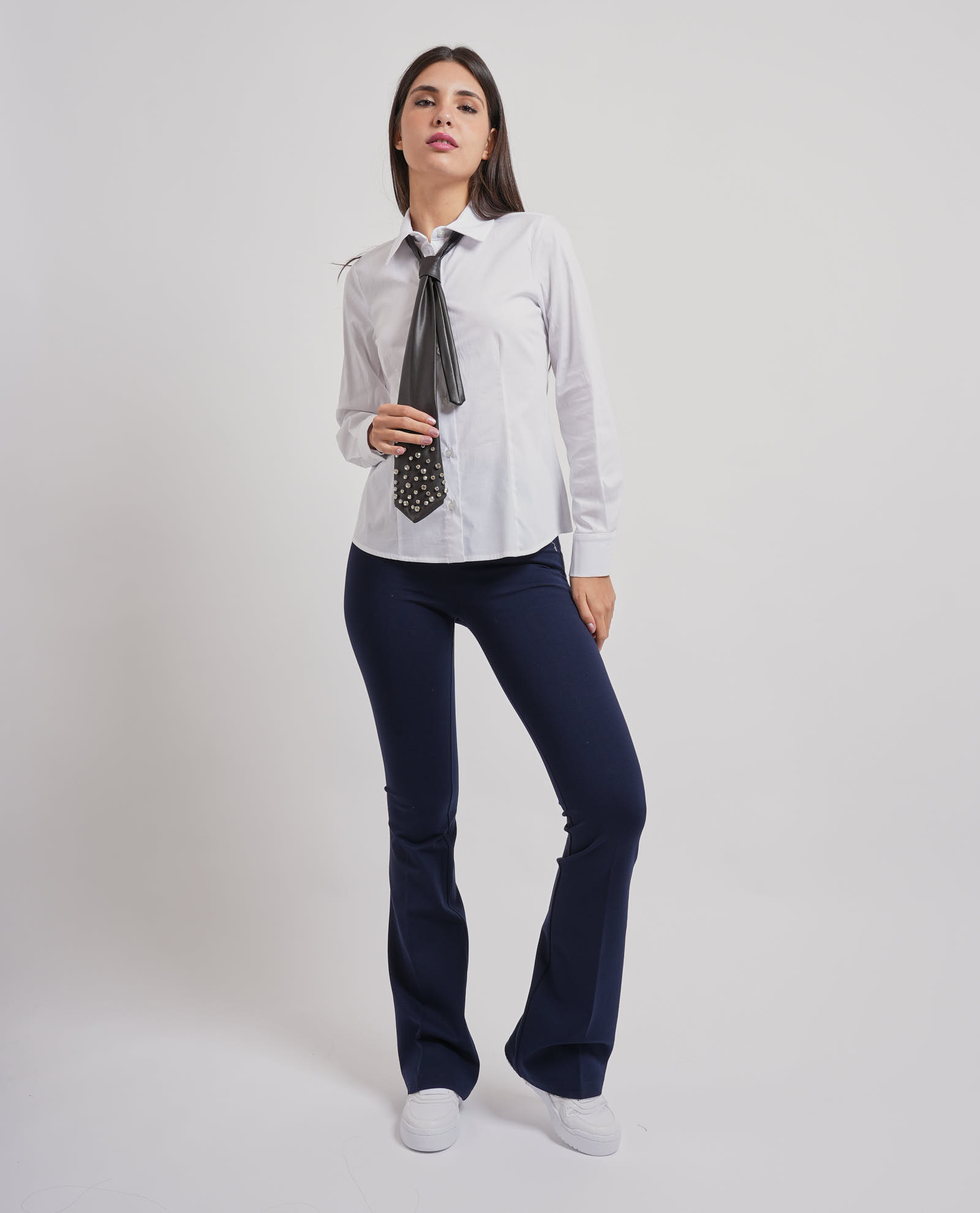 Mademoiselle Du Monde Camisas blancas