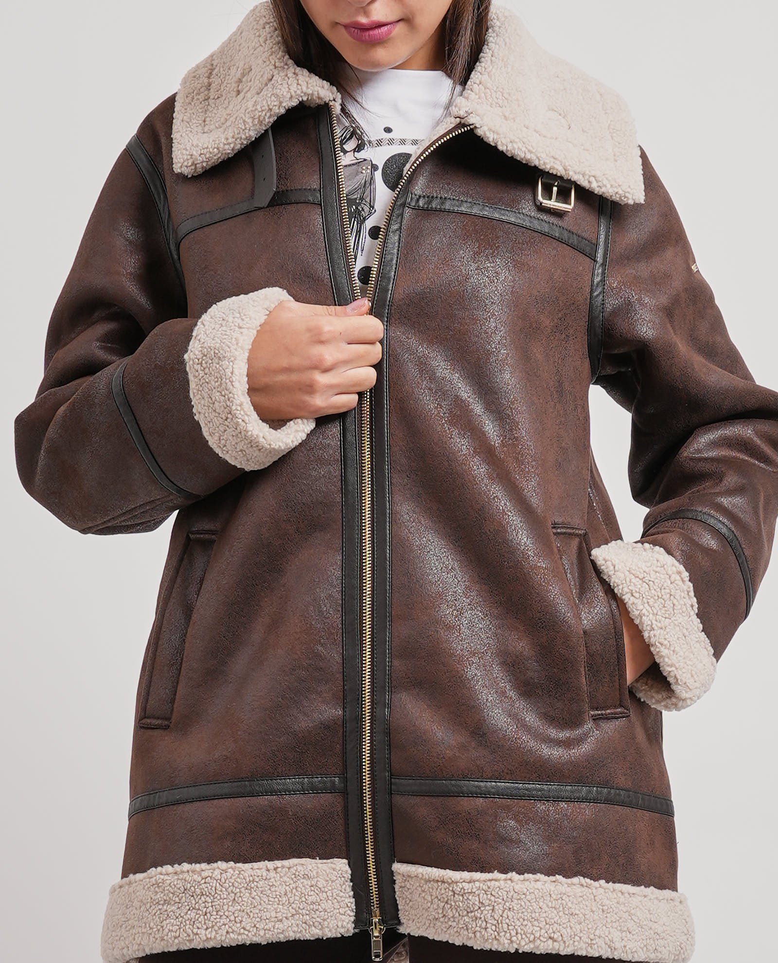 Yes Zee Chaquetas Moro