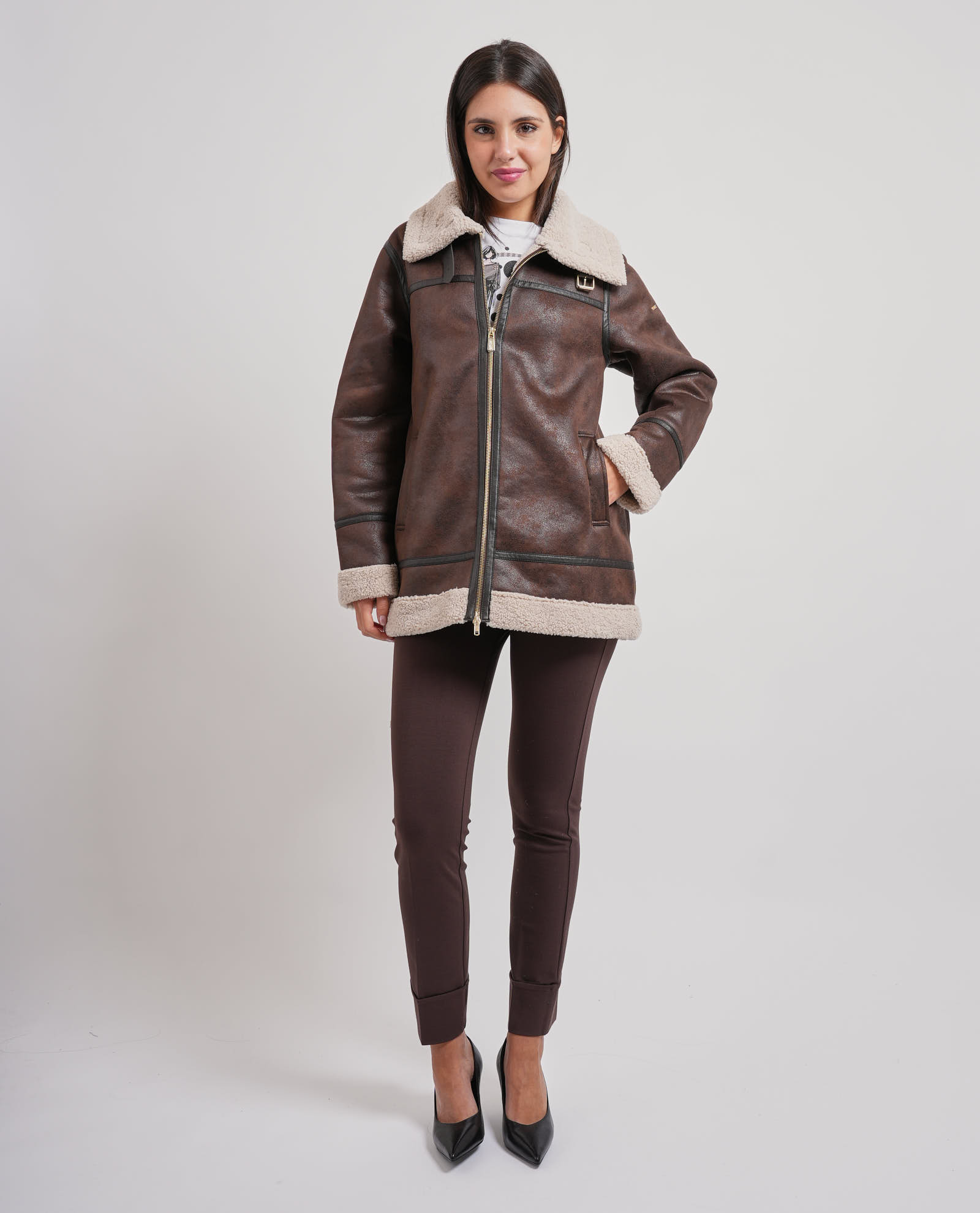 Yes Zee Chaquetas Moro