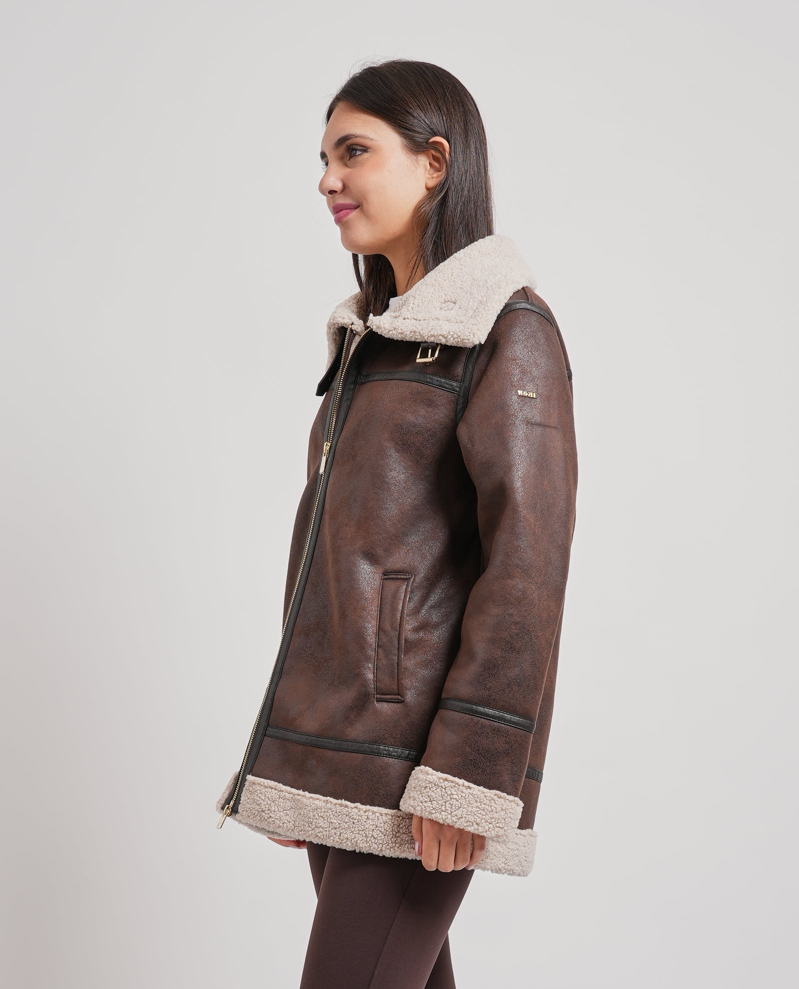 Yes Zee Chaquetas Moro