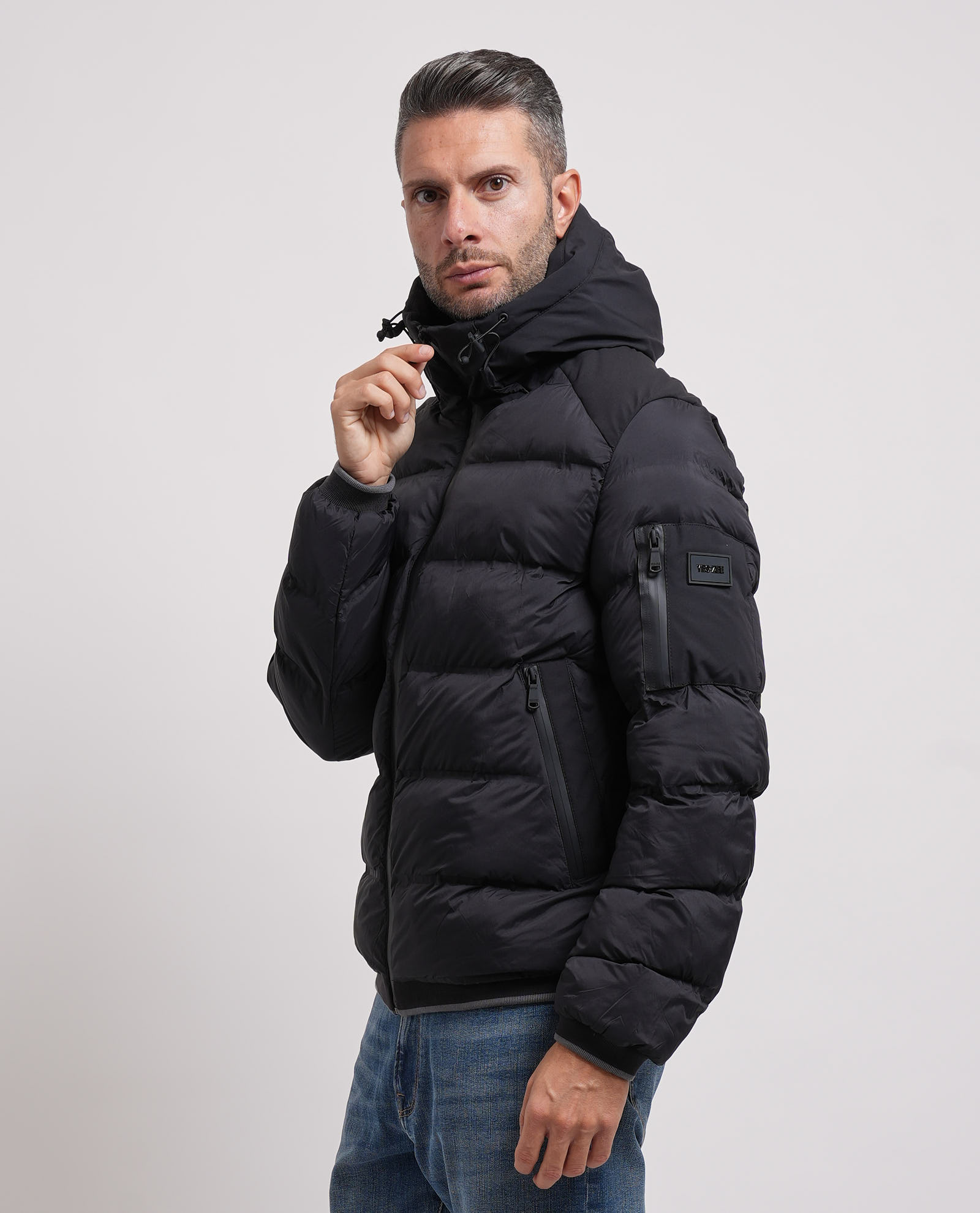 Yes Zee Chaquetas Negro