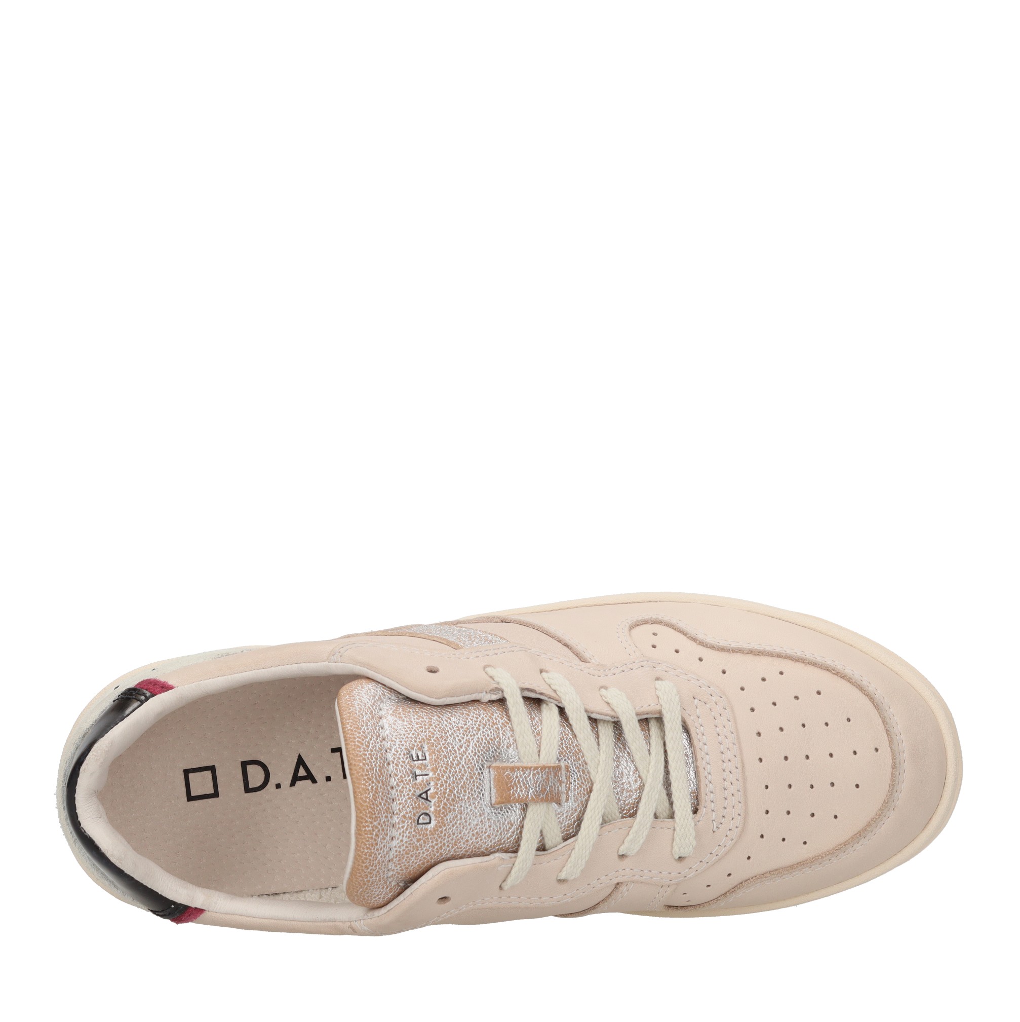 DATE. Baskets beiges