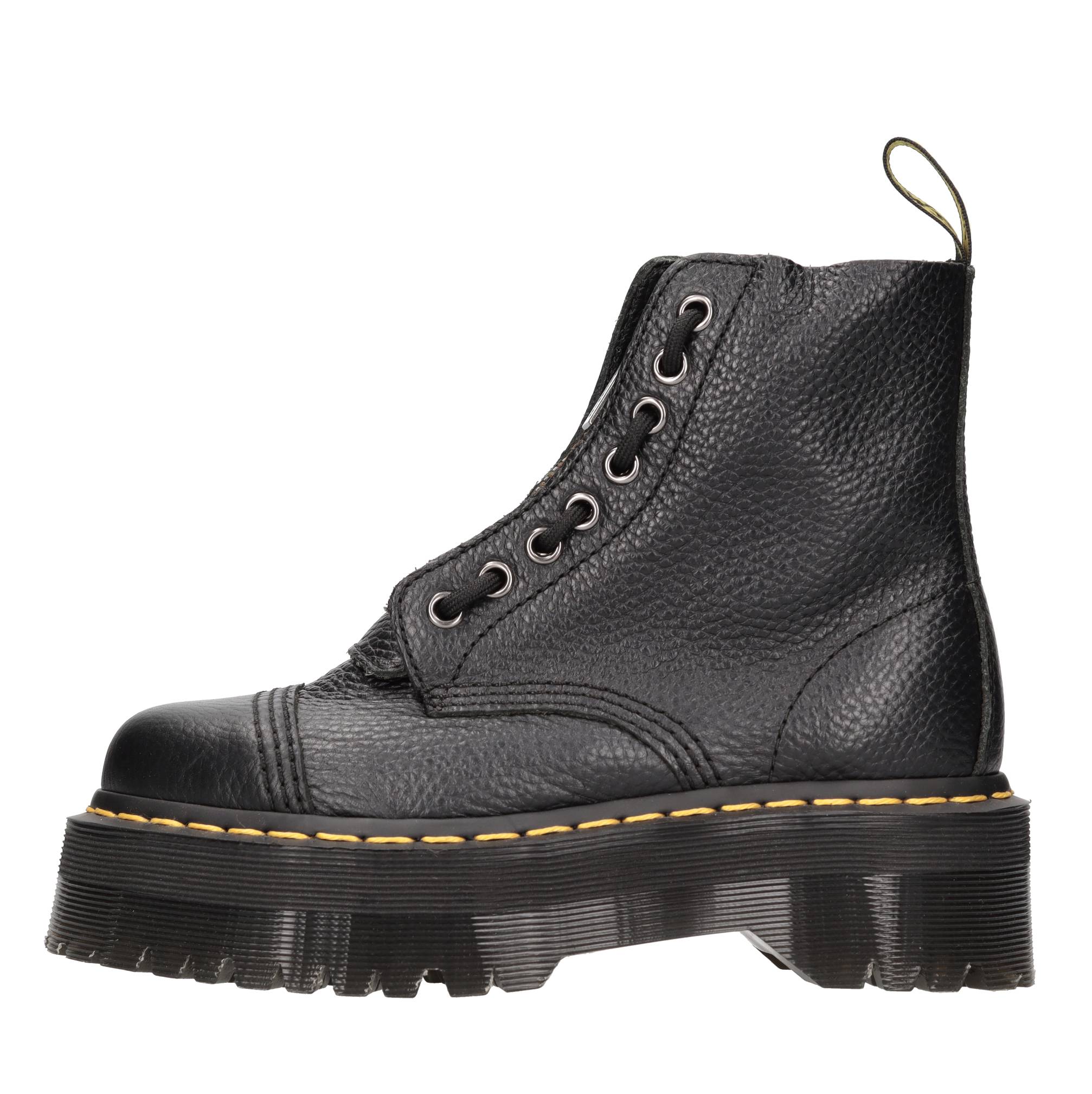 Dr. Martens Boots Black