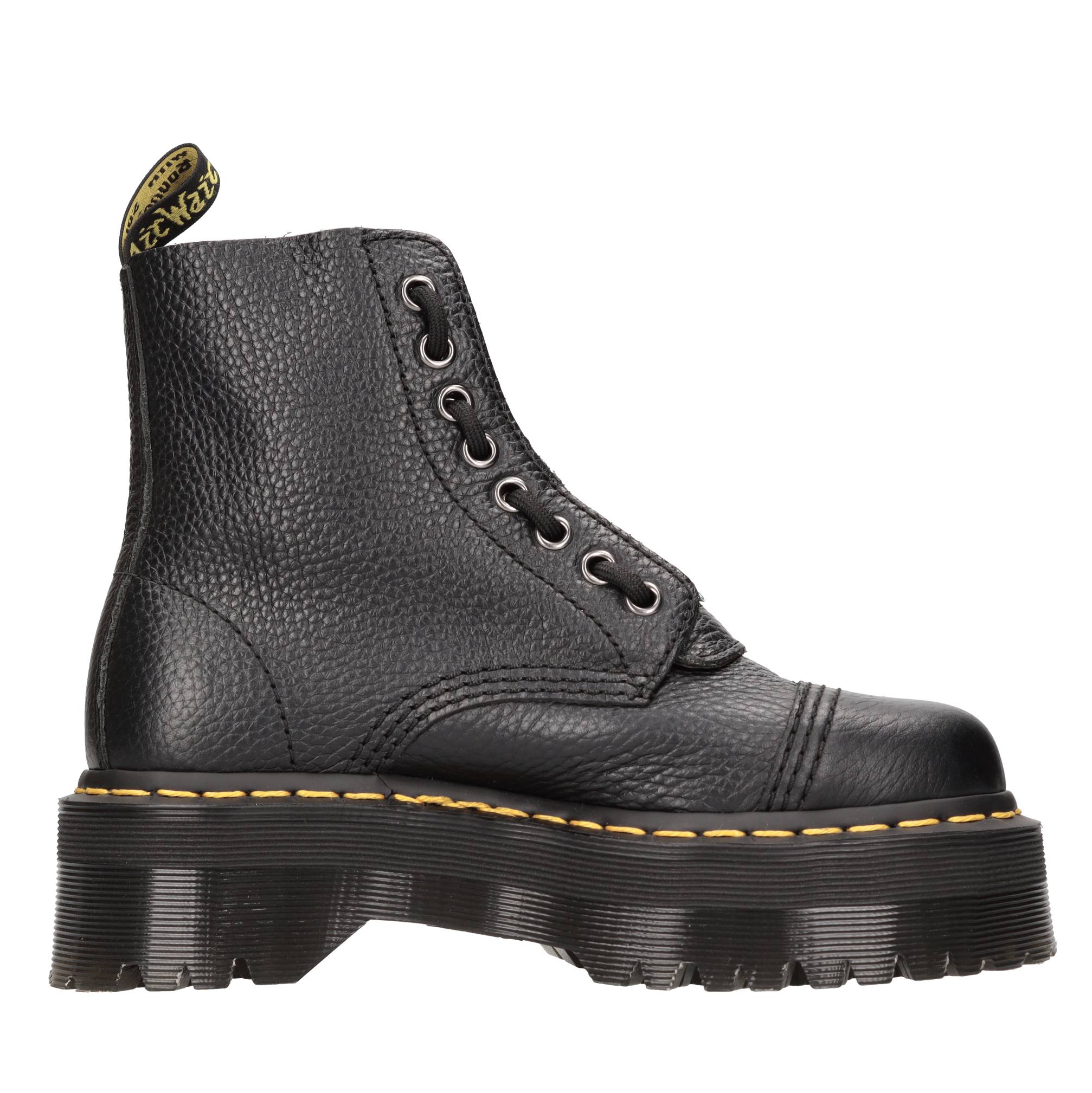 Dr. Martens Boots Black