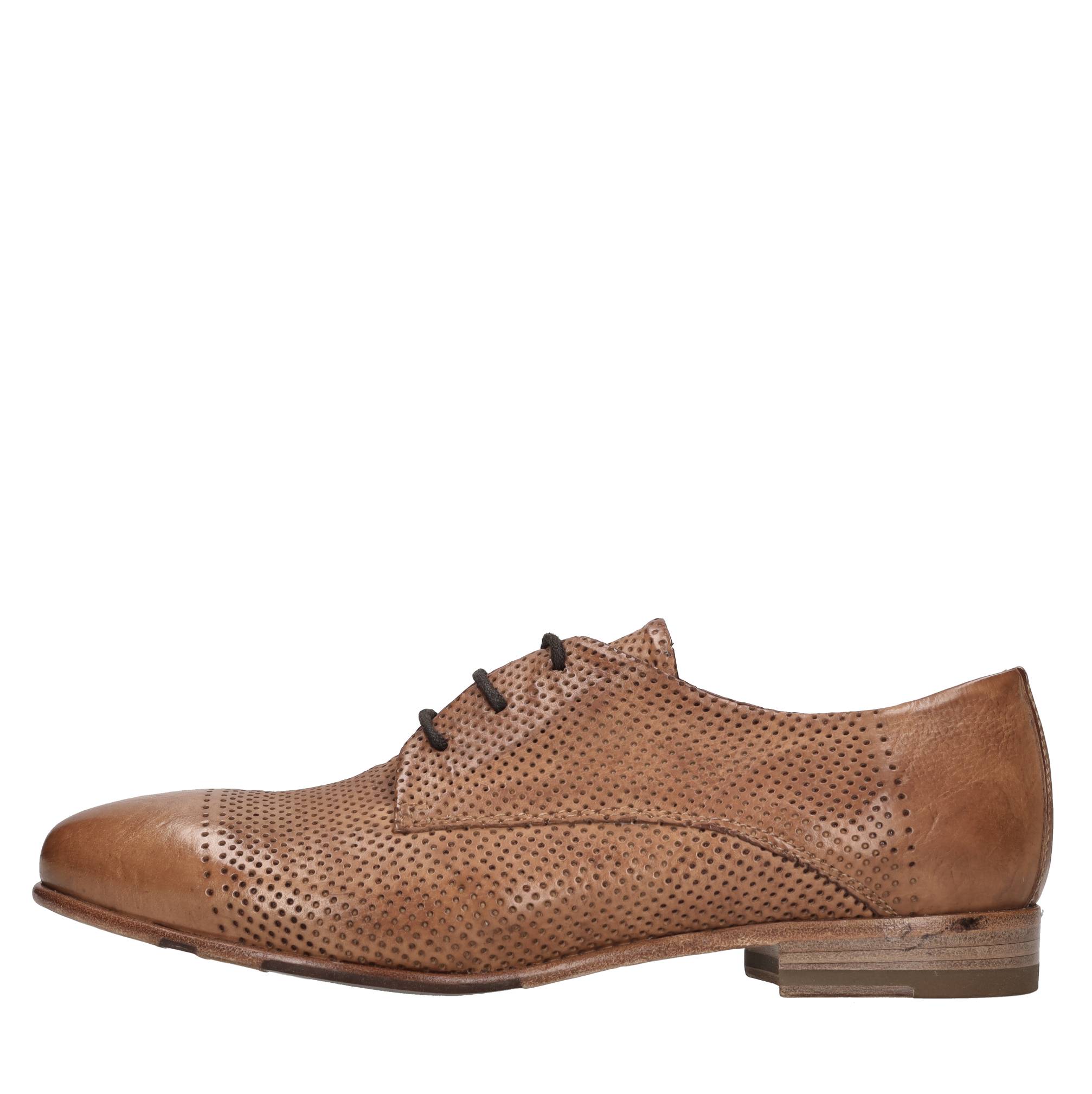 Ducanero Niedrige Schuhe Braun
