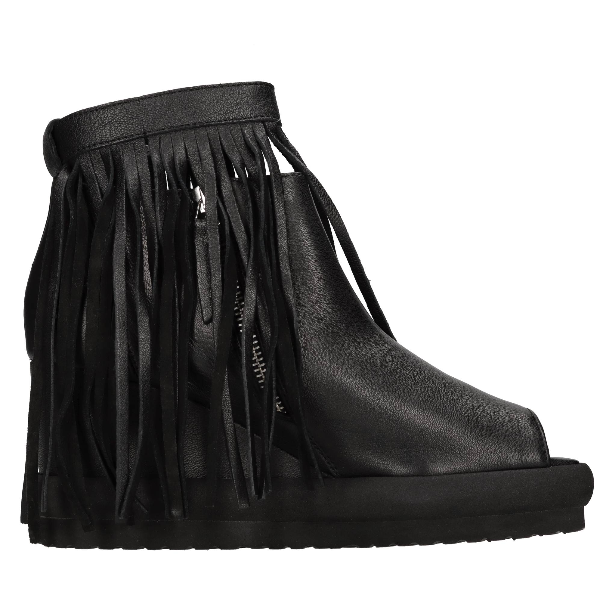 Patrizia Bonifanti Zapatos con tacón negro