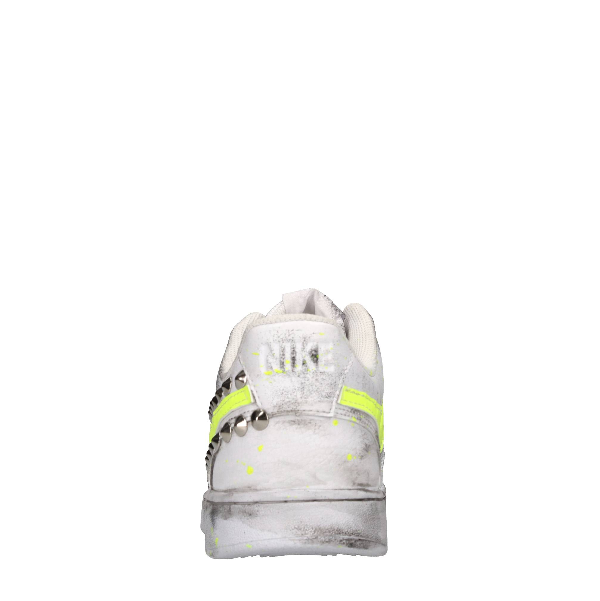 Nike Seddys White Sneakers