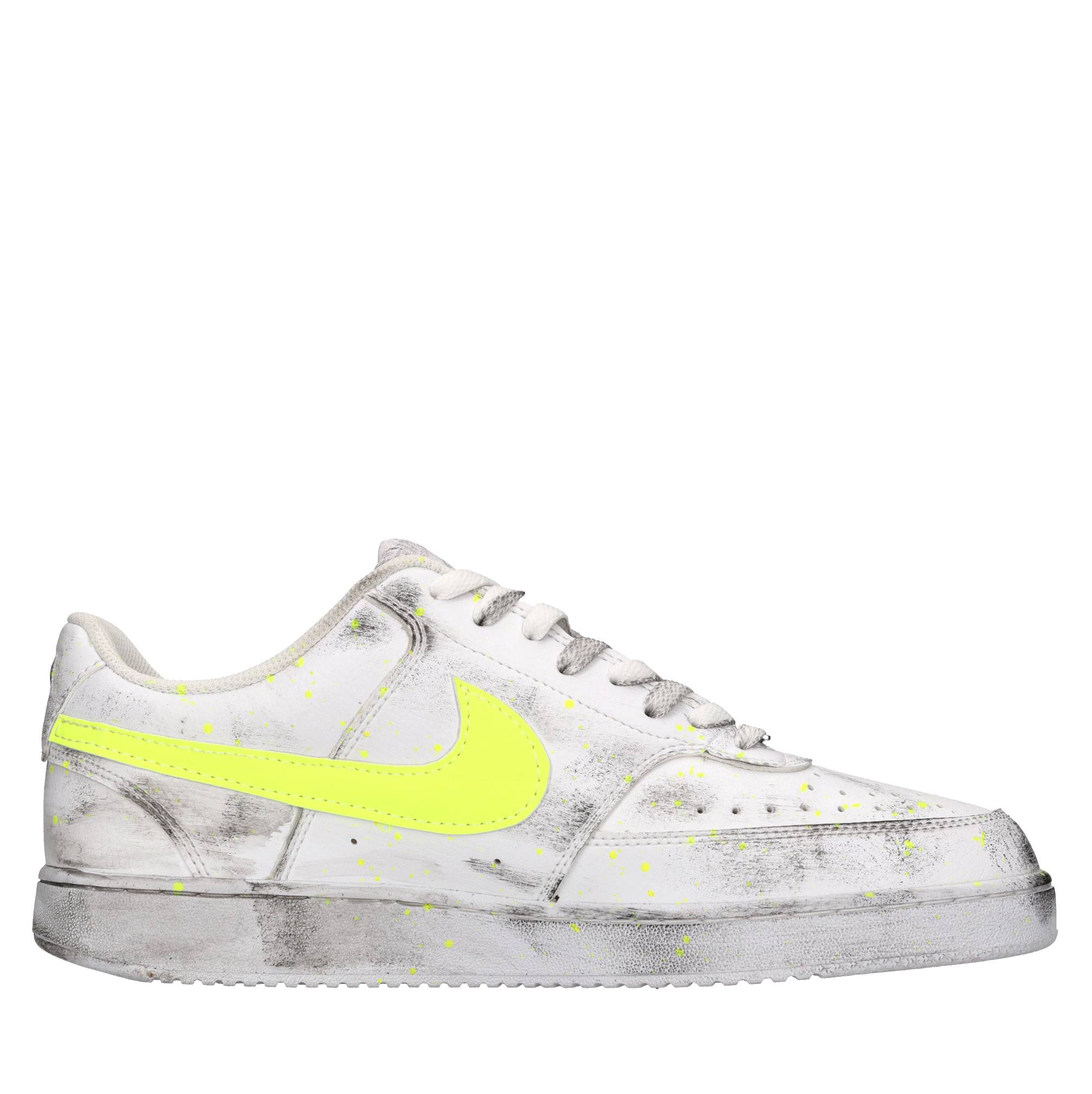 Nike Seddys White Sneakers