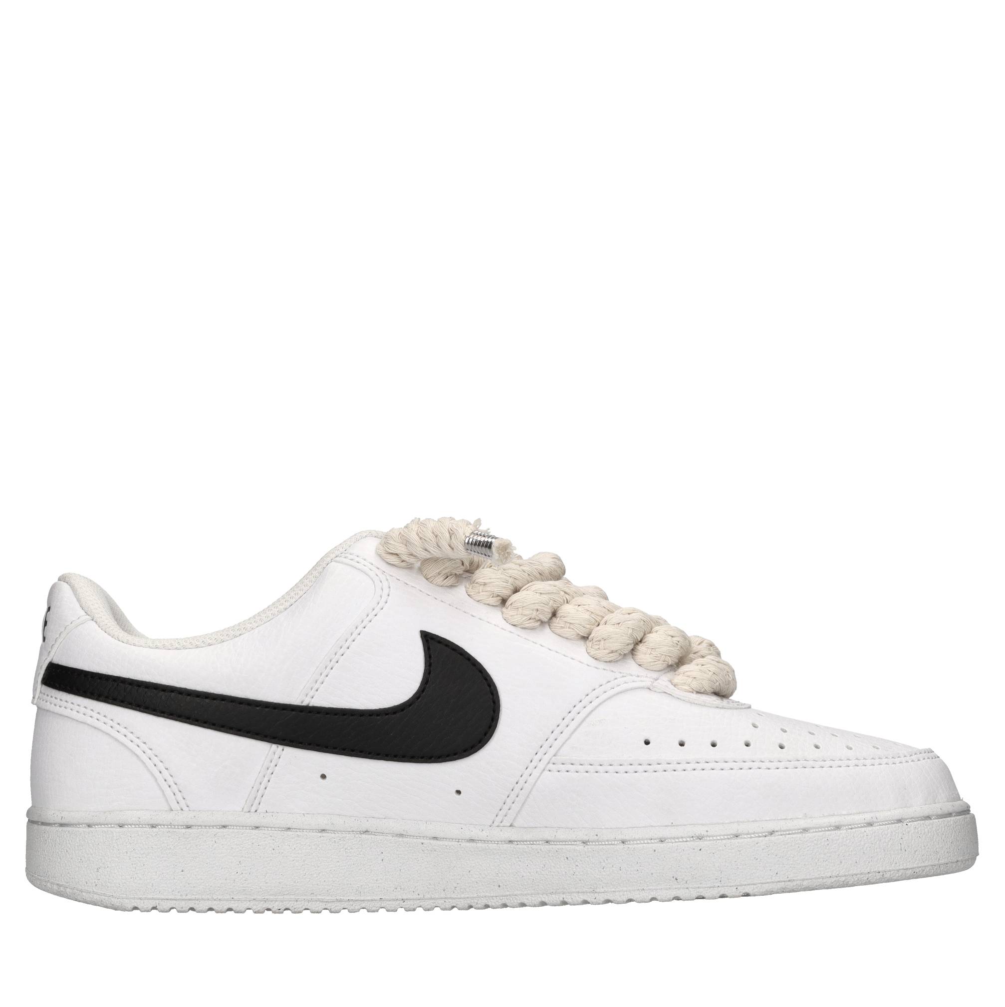 NIKE SEDDYS Sneakers