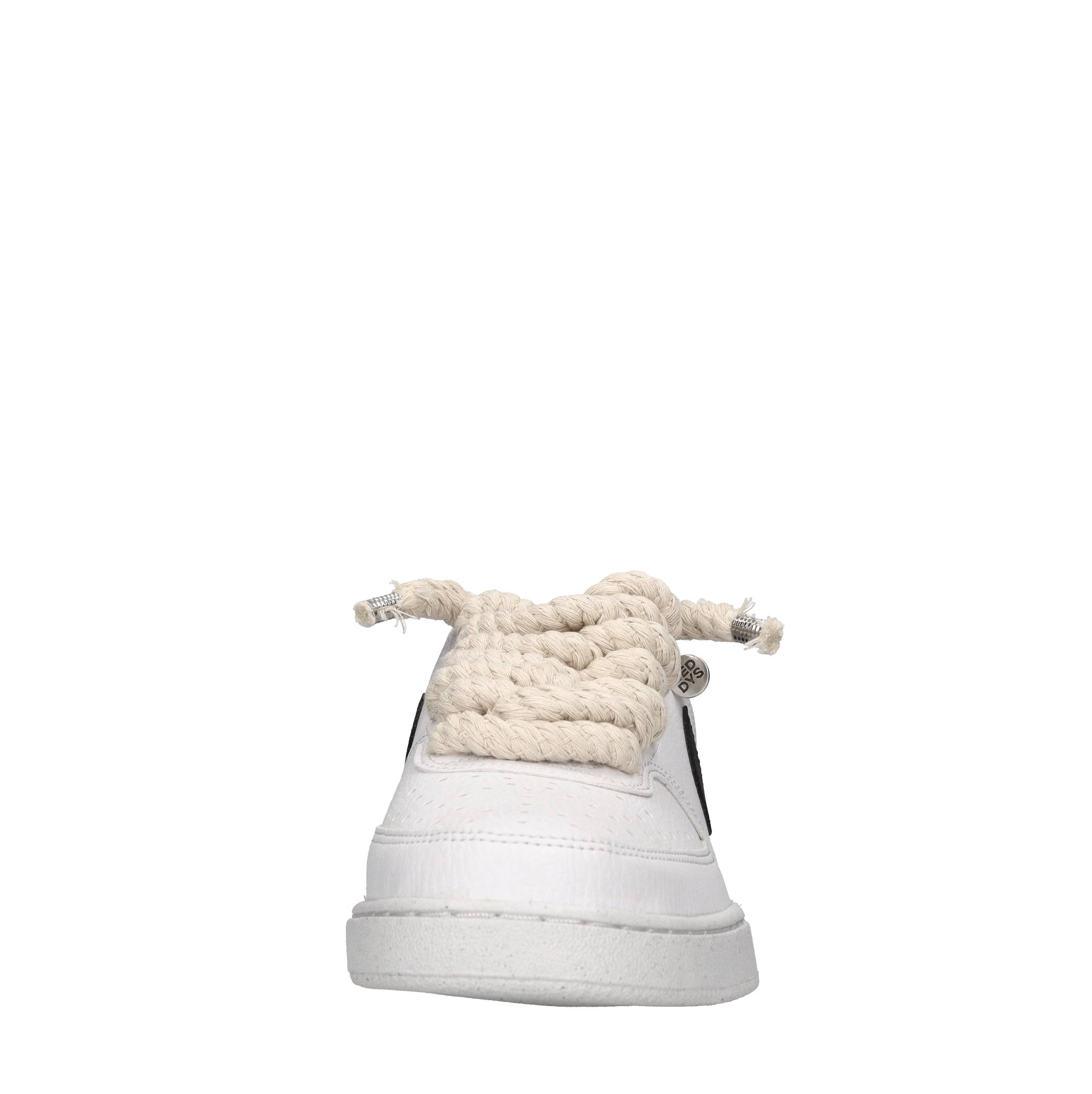 NIKE SEDDYS Sneakers