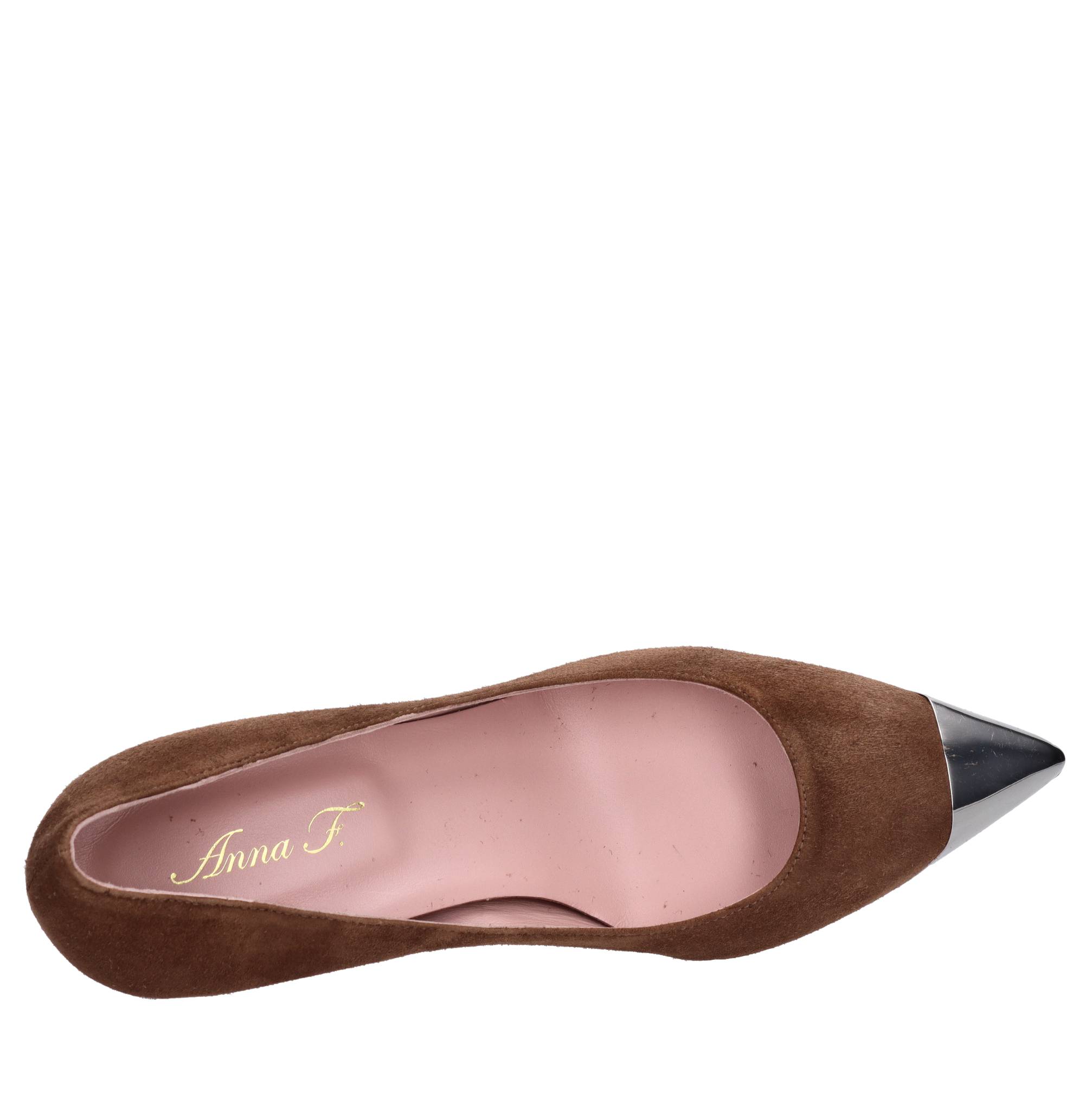 Anna F. Schuhe mit braunem Absatz