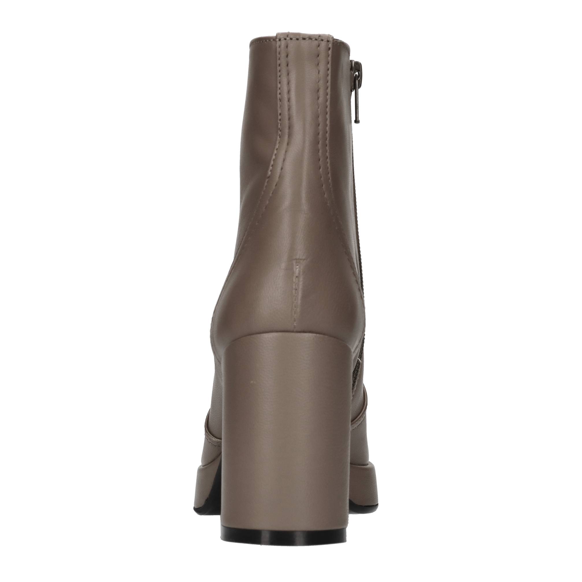 Silvia Rossini Bottes brunes