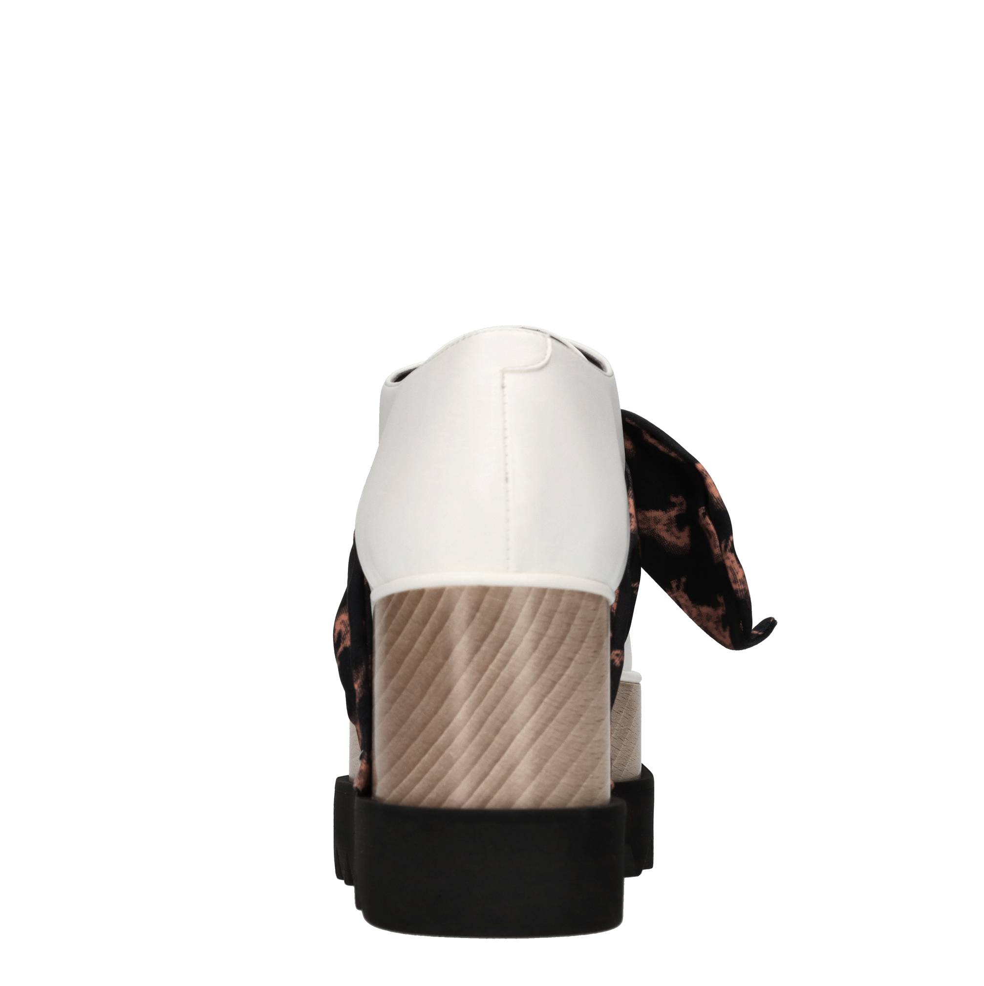 Stella Mccartney Niedrige Schuhe Beige