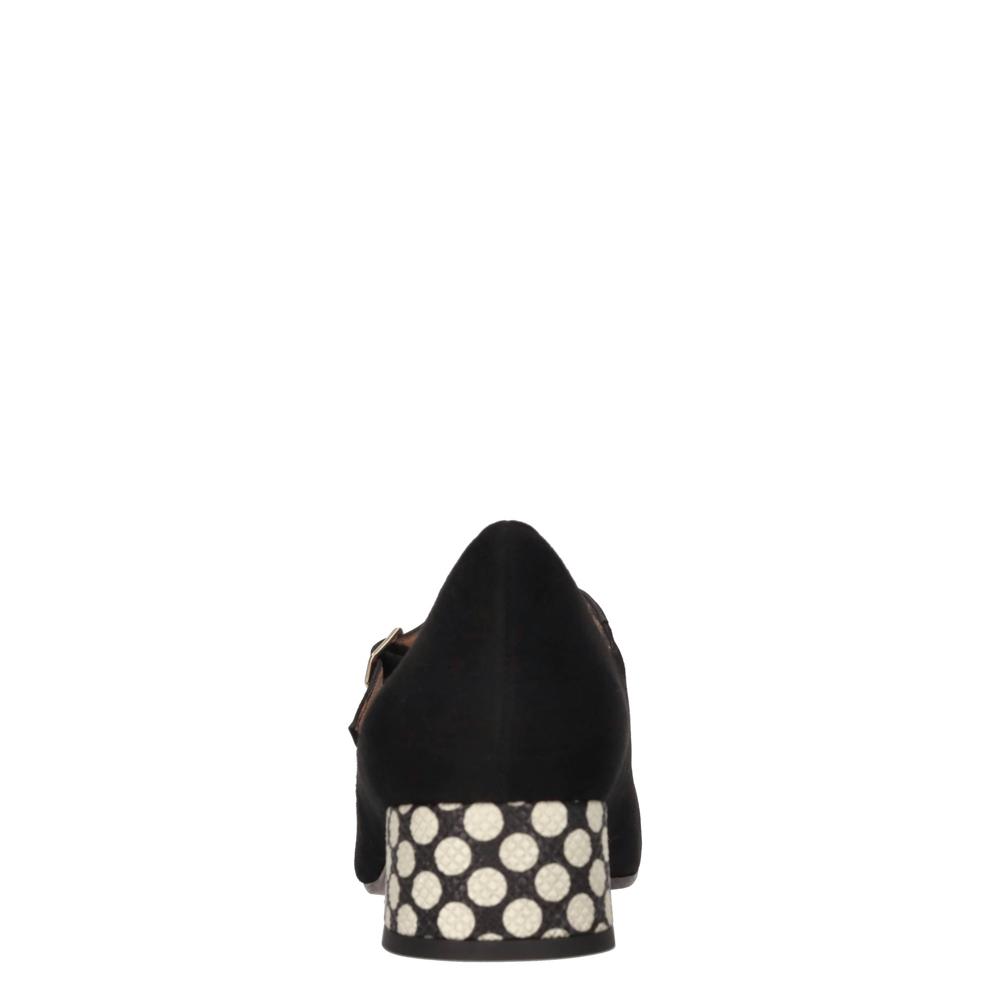 Chie Mihara Chaussures avec talon noir