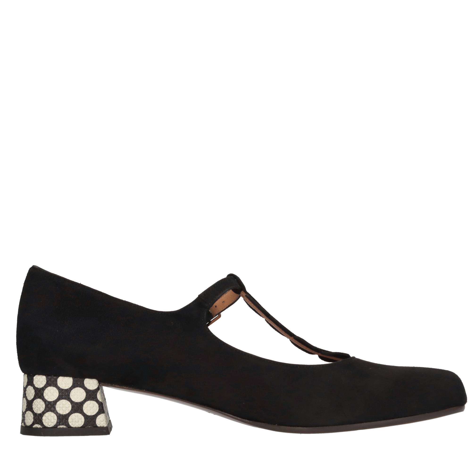 Chie Mihara Chaussures avec talon noir