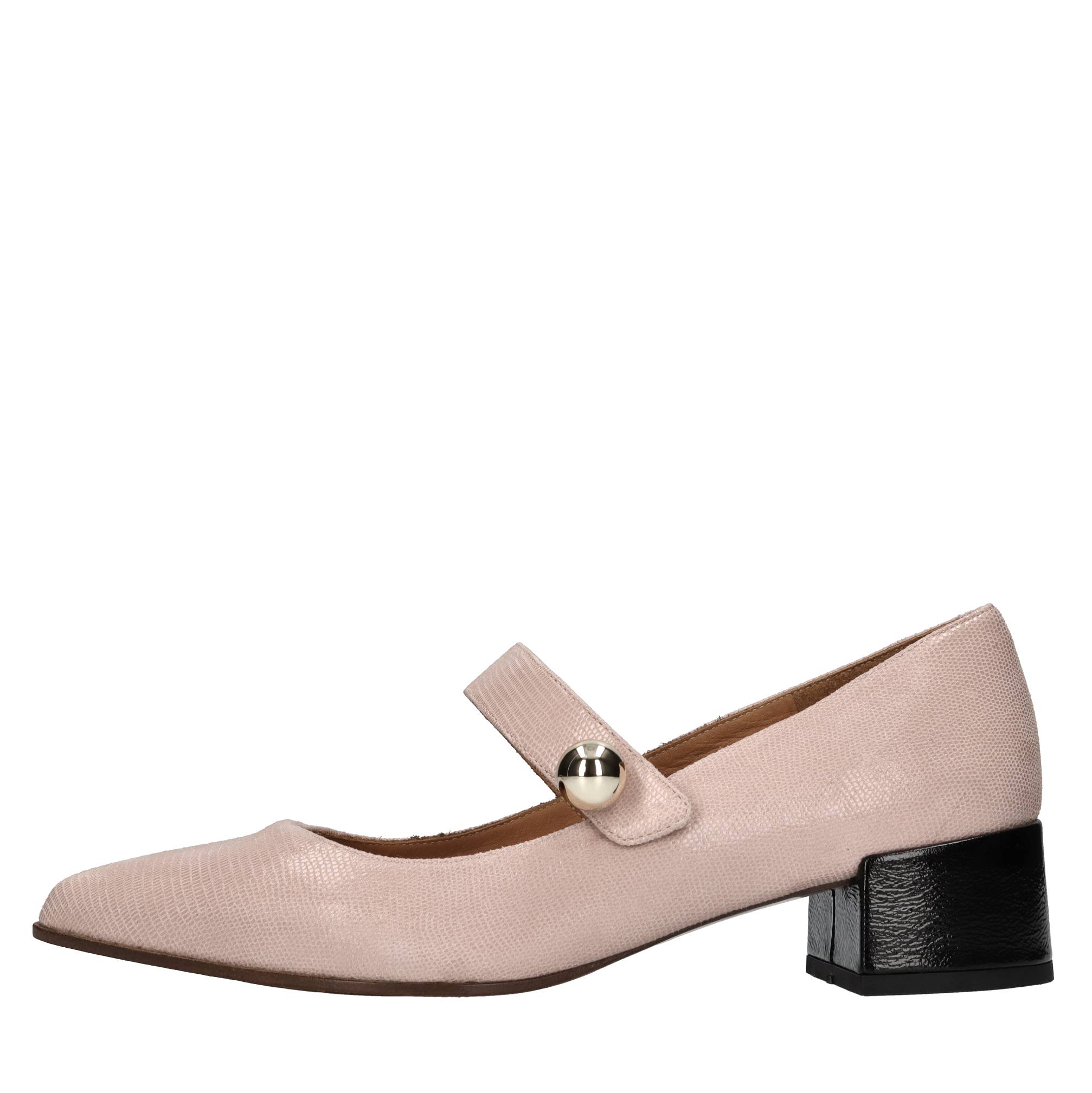 Chie Mihara Chaussures avec talon rose