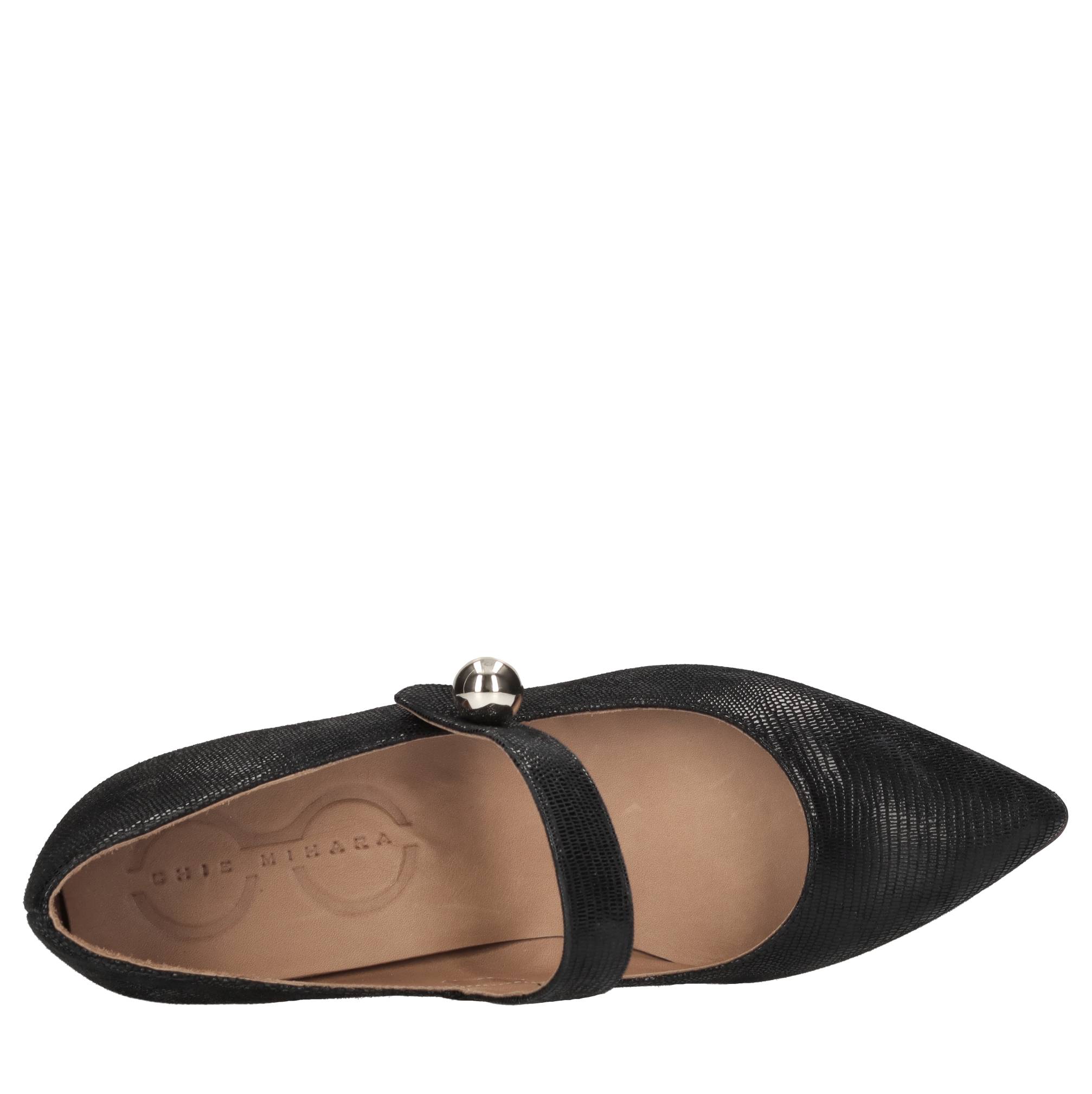 Chie Mihara Zapatos con tacón negro