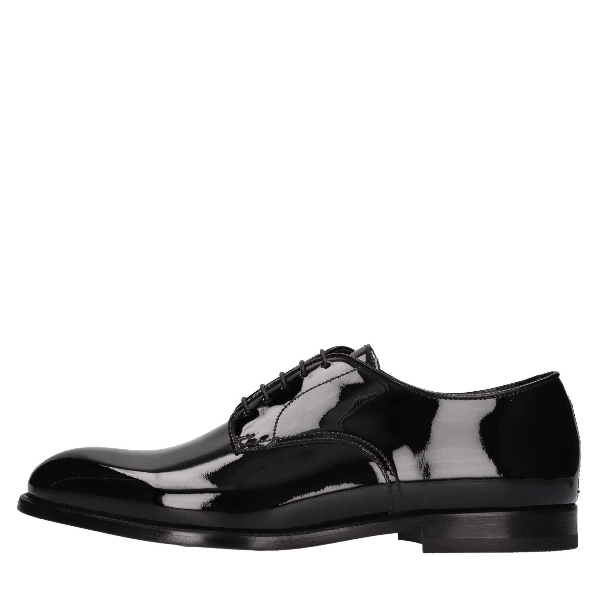 Doucal's Flat shoes