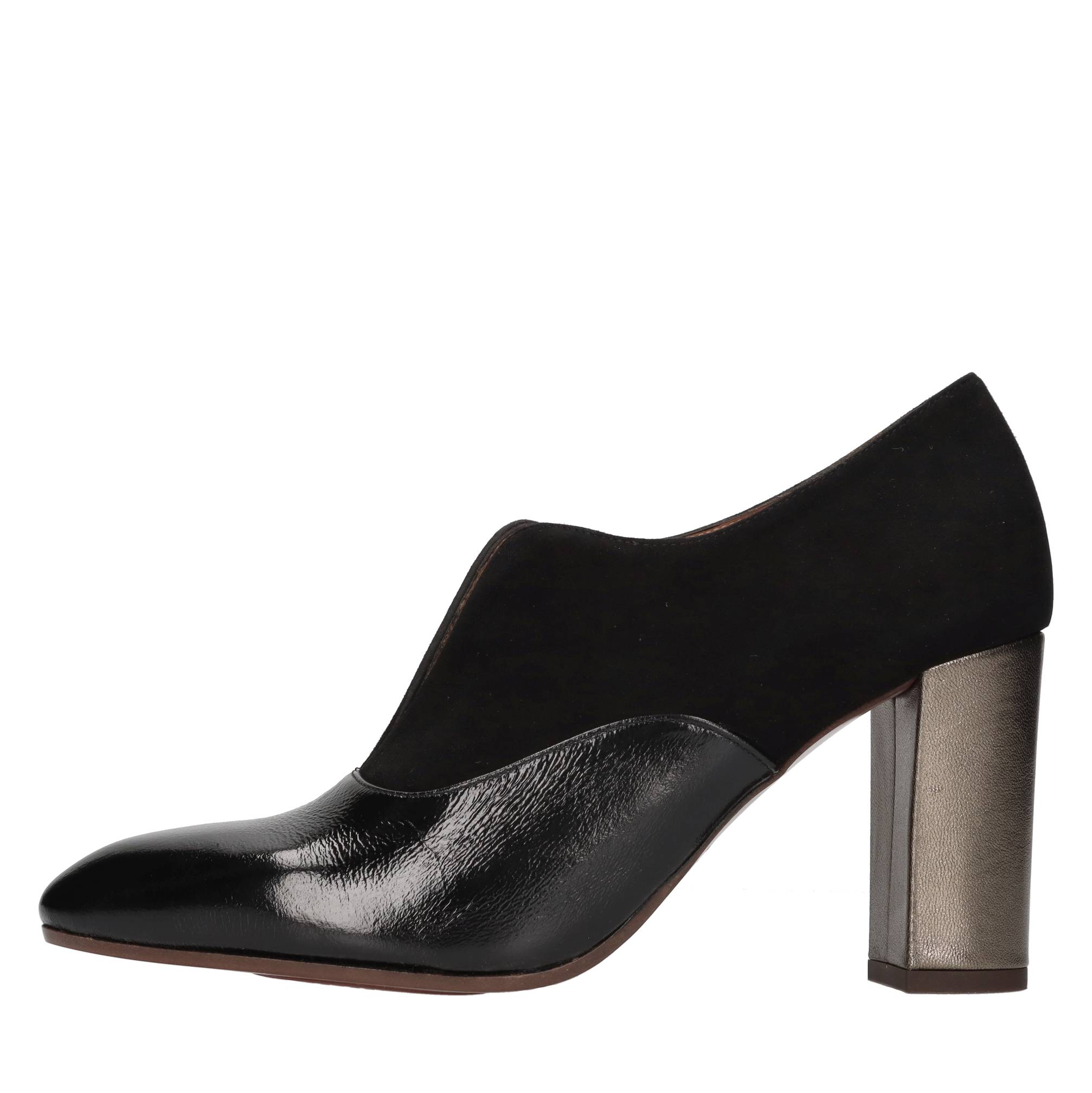 Chie Mihara Scarpe con Tacco Nero