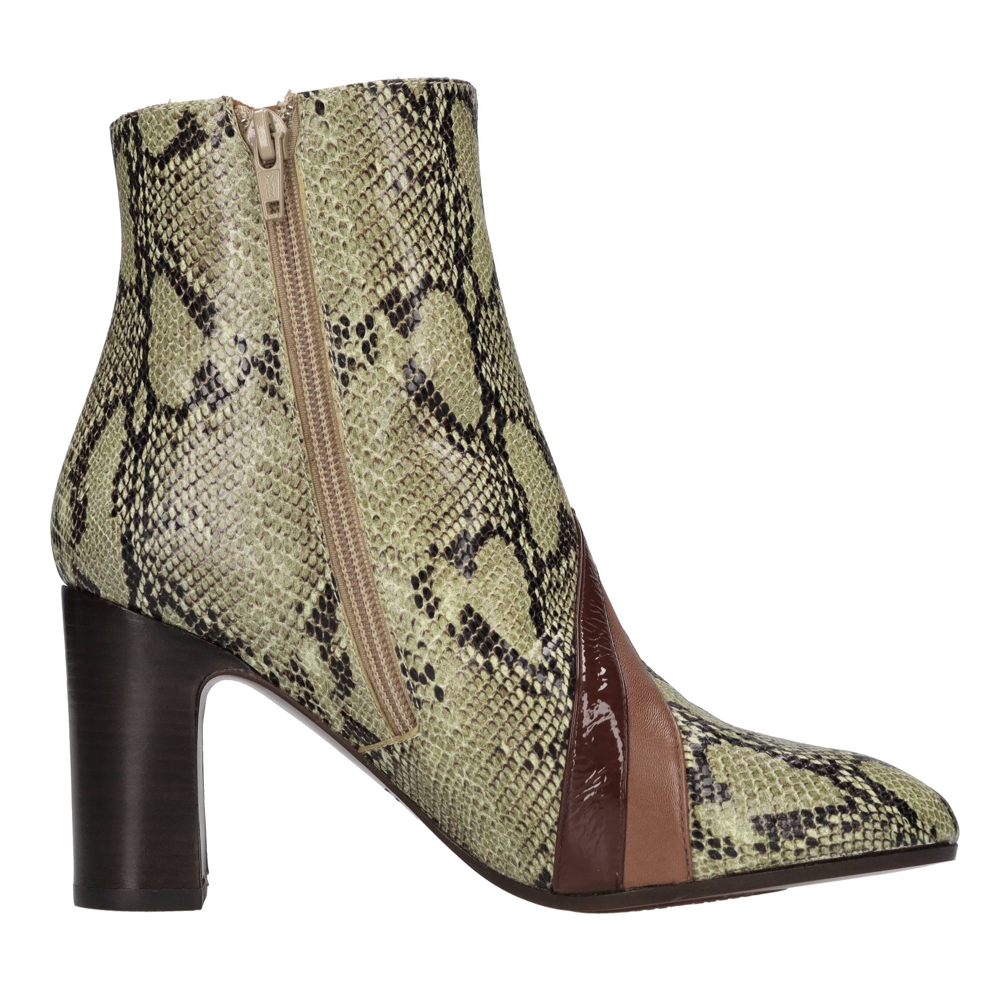 Chie Mihara Bottes animales