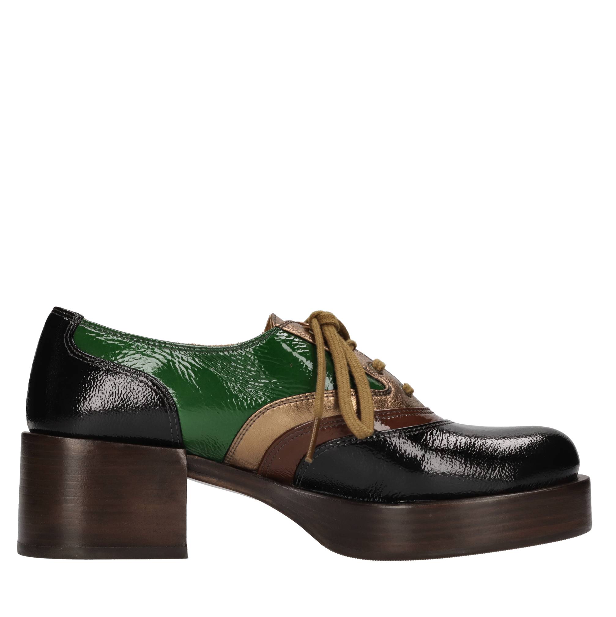 Chie Mihara Niedrige Schuhe Multicolor