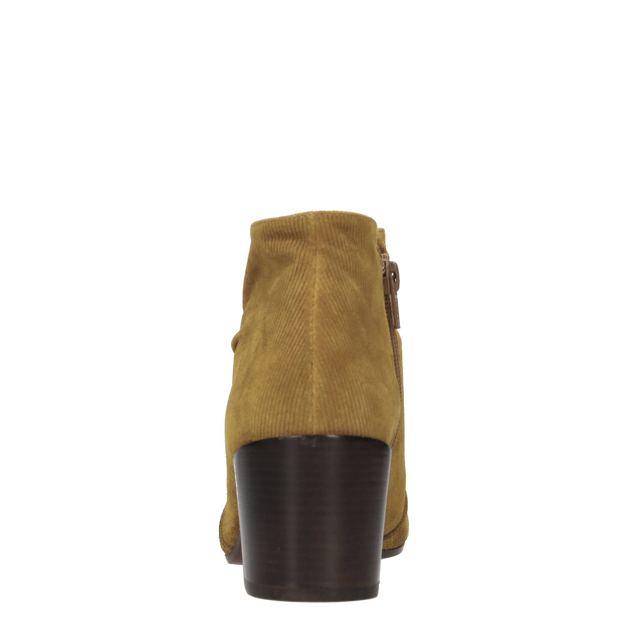 Chie Mihara Botas amarillas