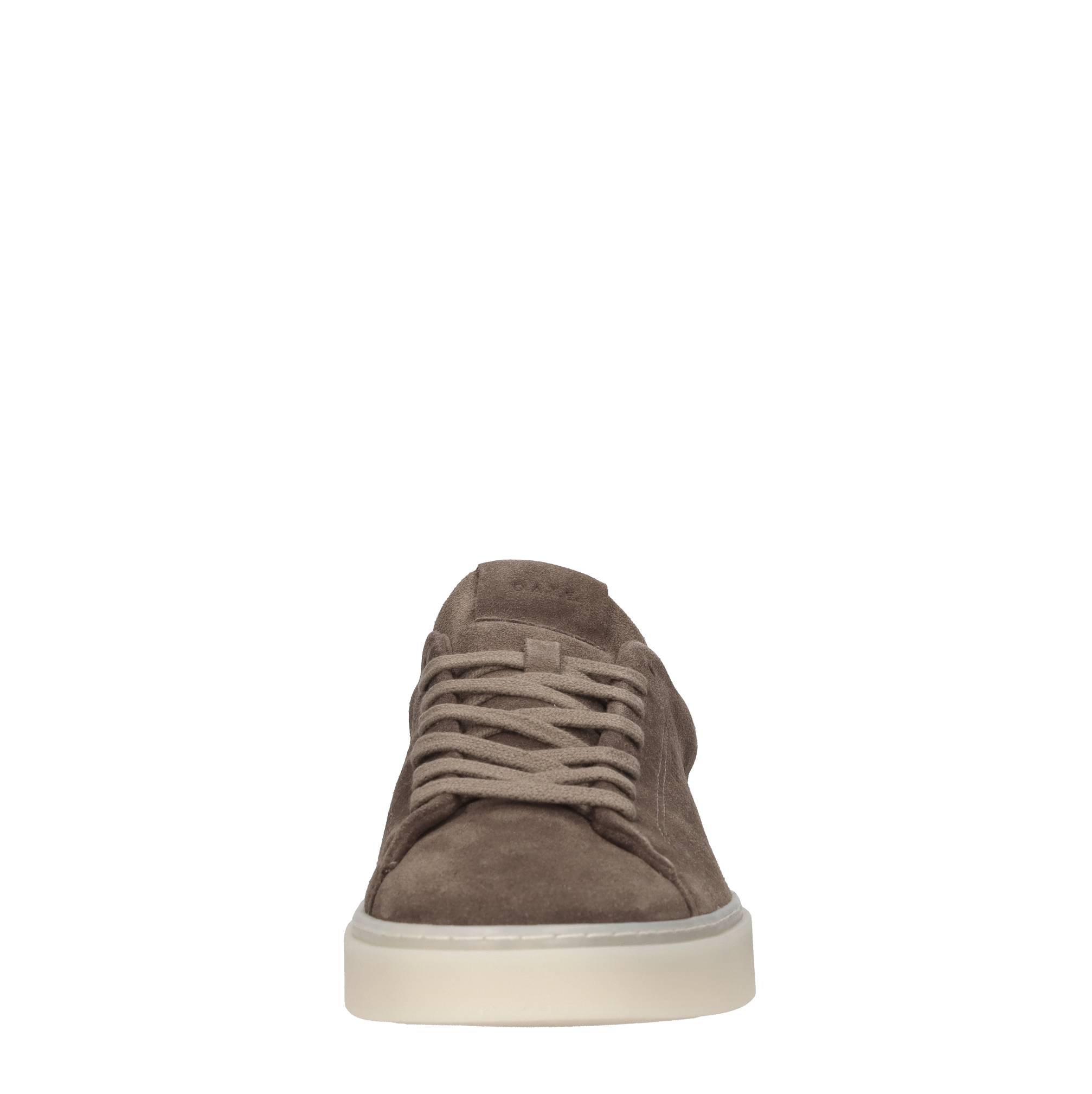 D.A.T.E. Sneakers