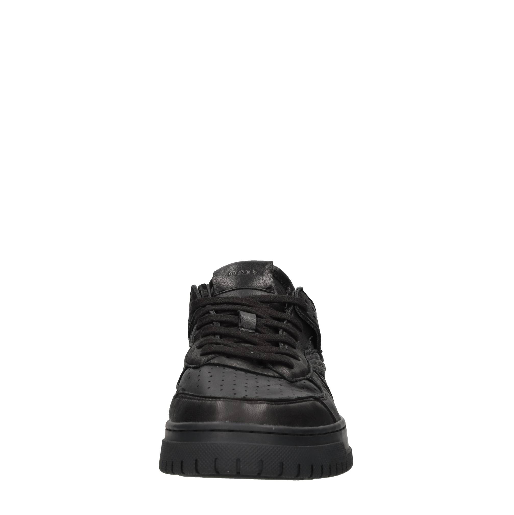 D.A.T.E. Sneakers