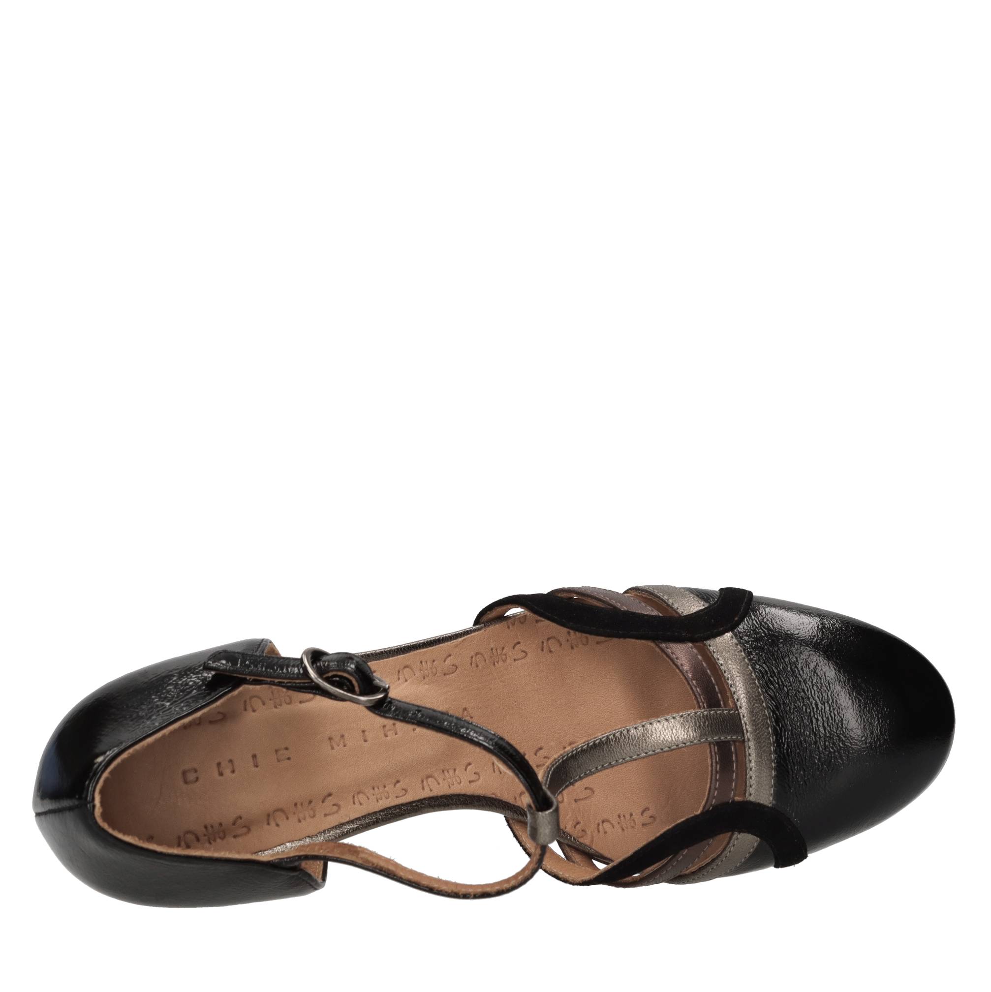 Chie Mihara With Heel