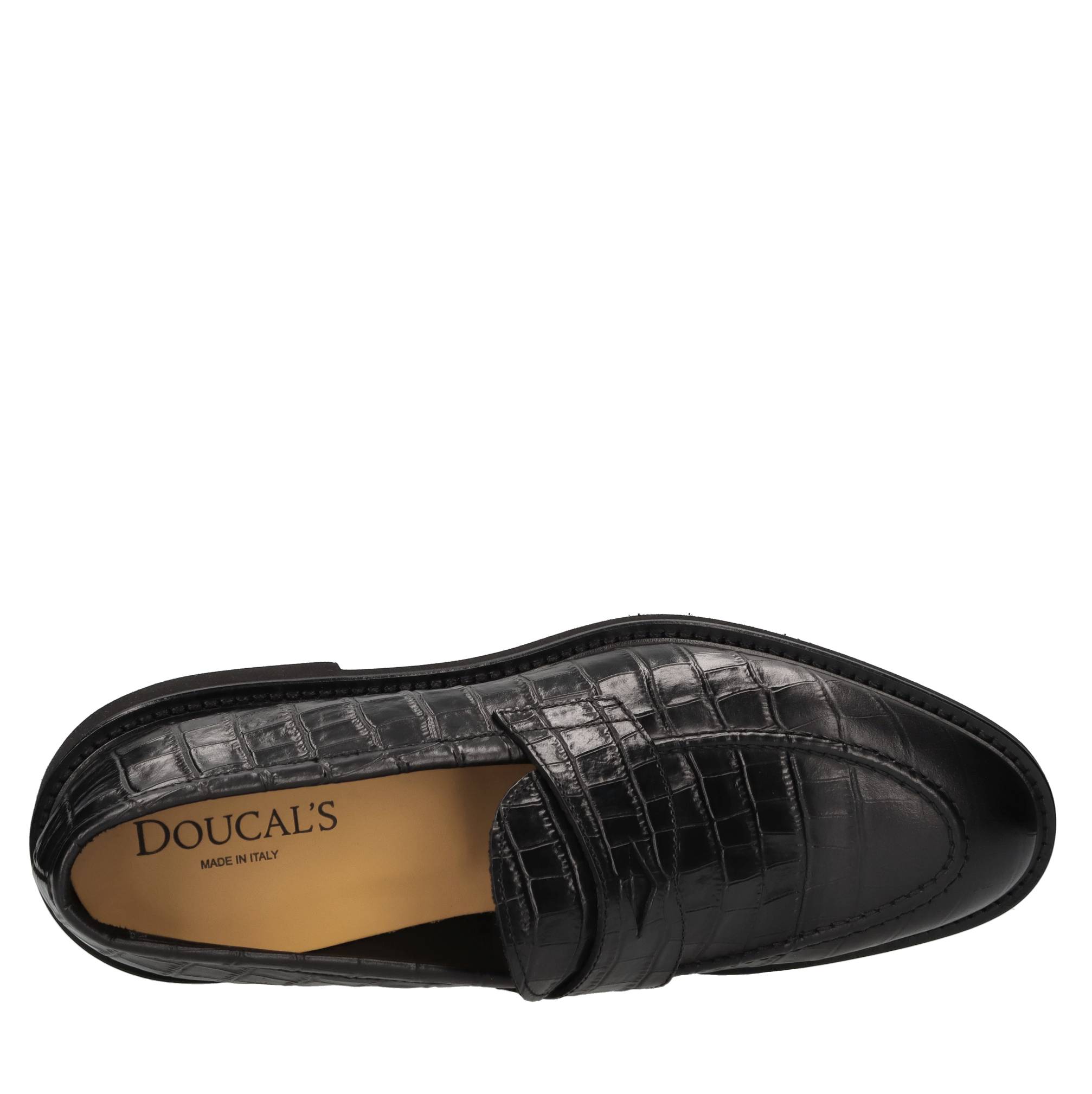 Doucal's Flat shoes