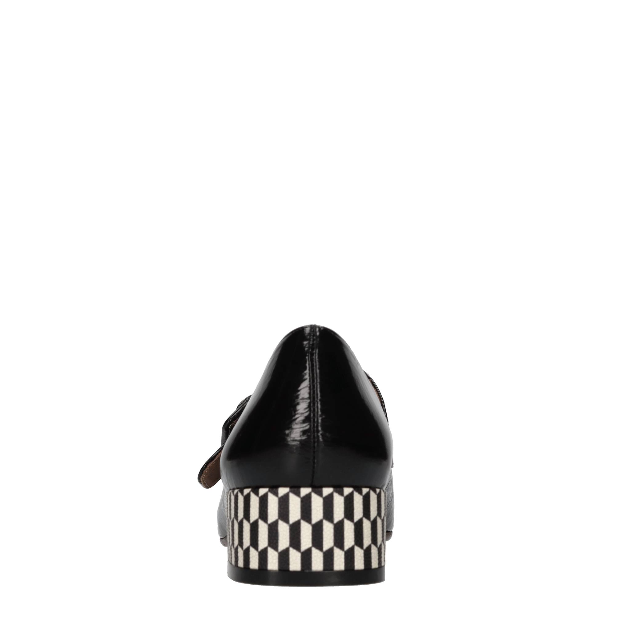 Chie Mihara Chaussures avec talon noir